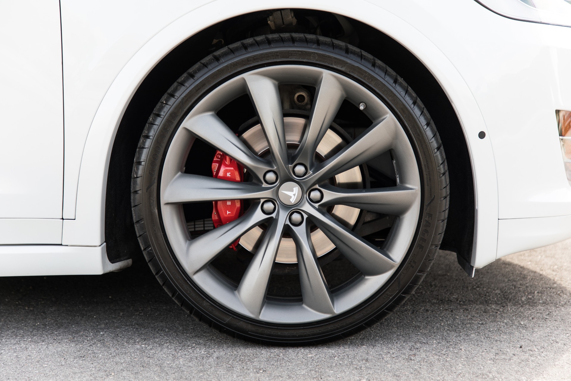 Used-2016-Tesla-Model-X-P90D