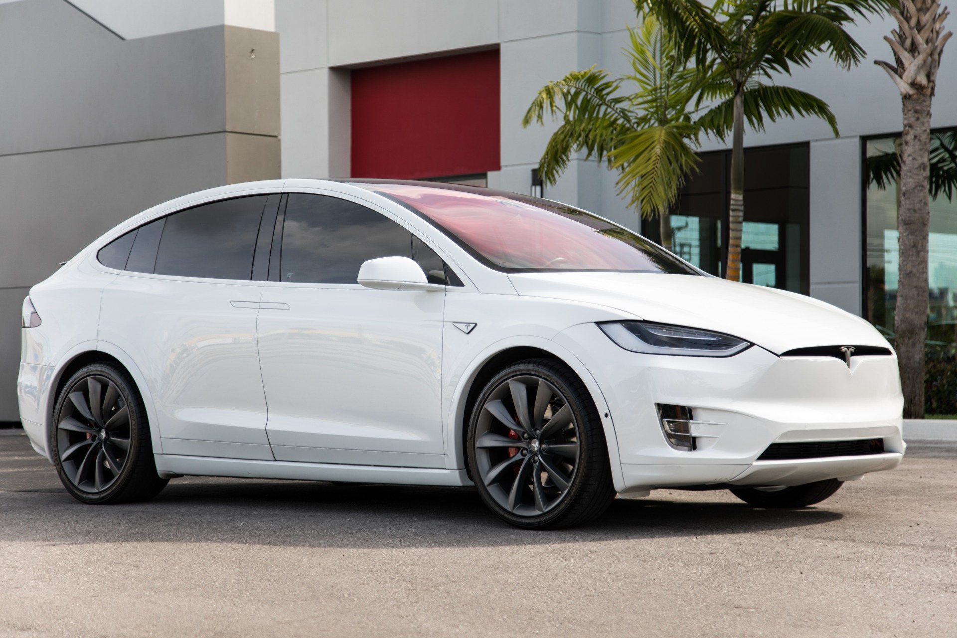 Used-2016-Tesla-Model-X-P90D
