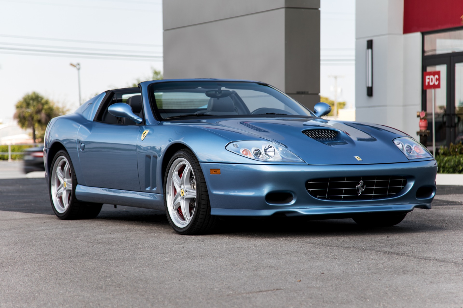 Used-2005-Ferrari-Superamerica