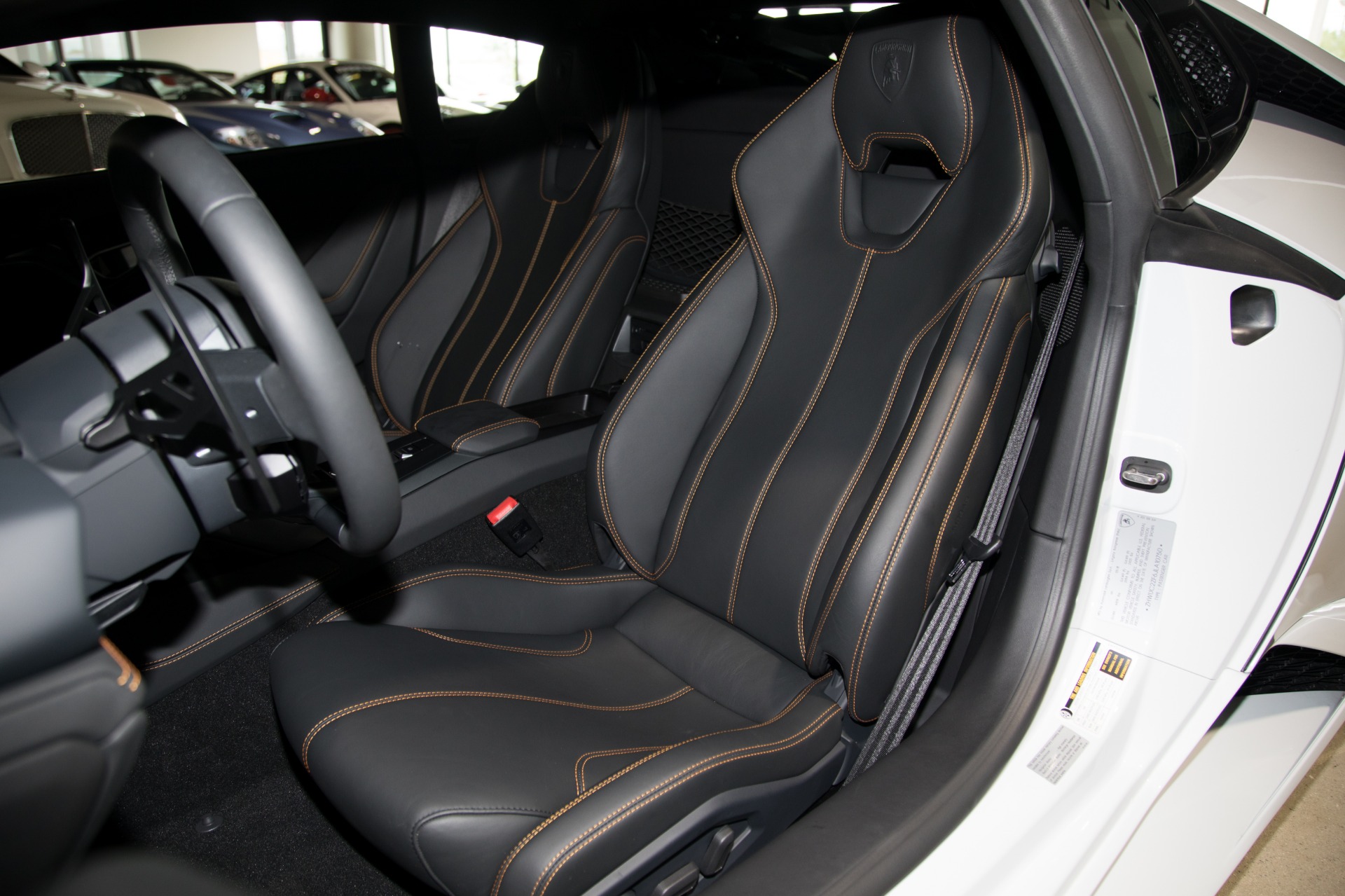 Used-2018-Lamborghini-Huracan-LP-580-2