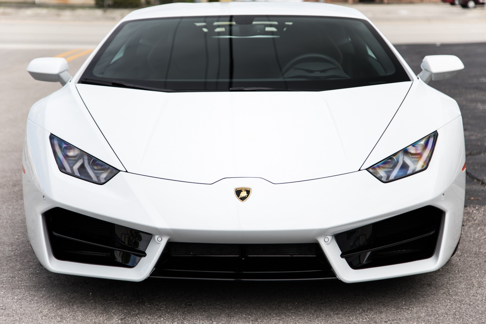 Used-2018-Lamborghini-Huracan-LP-580-2