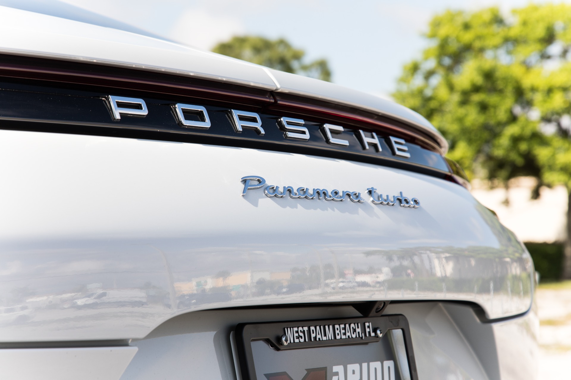 Used-2017-Porsche-Panamera-Turbo