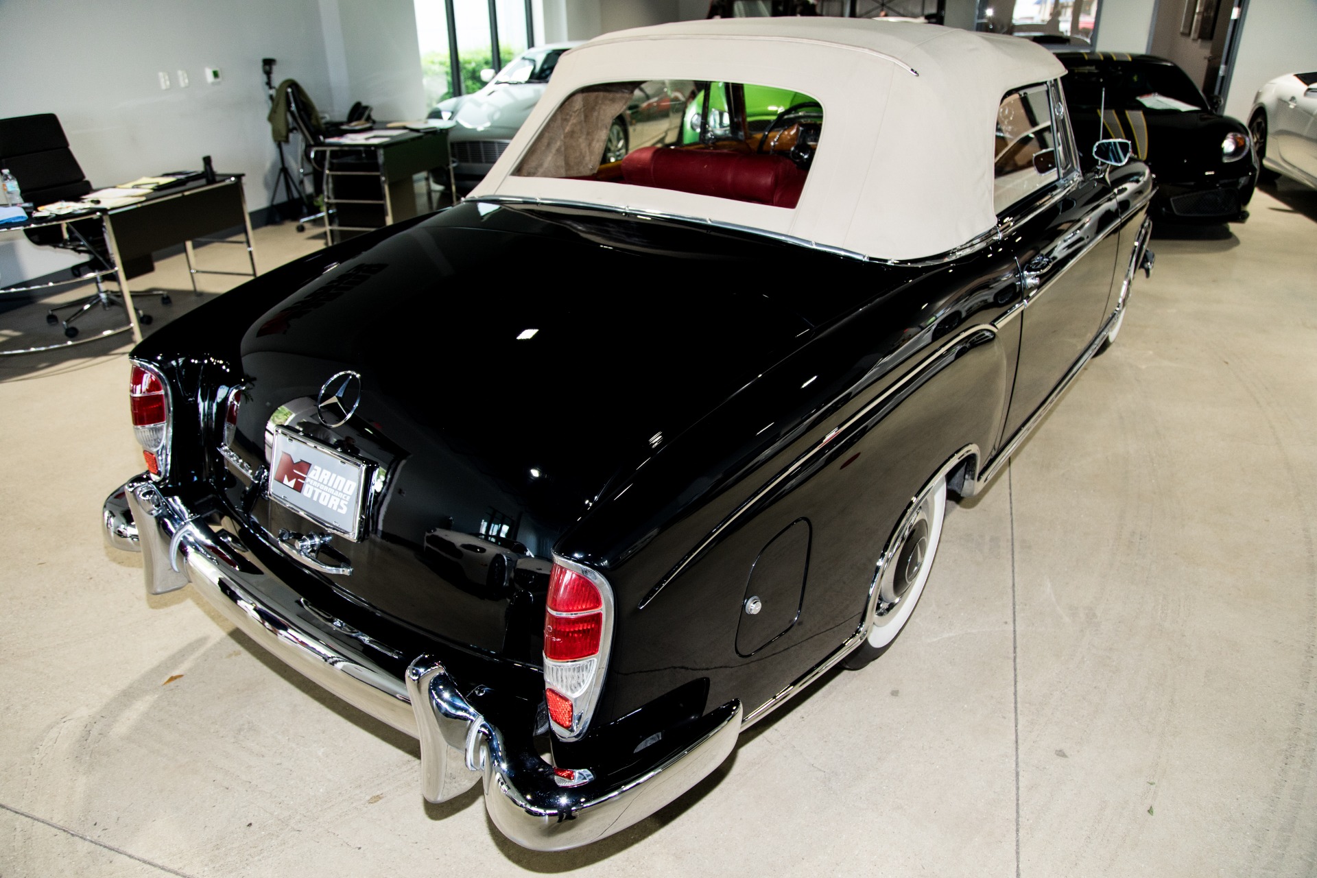 Used-1959-Mercedes-Benz-220s