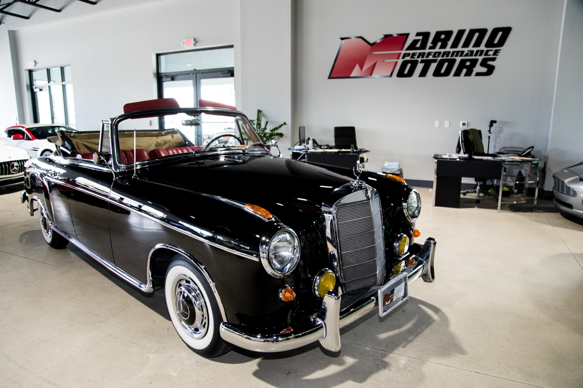 Used-1959-Mercedes-Benz-220s