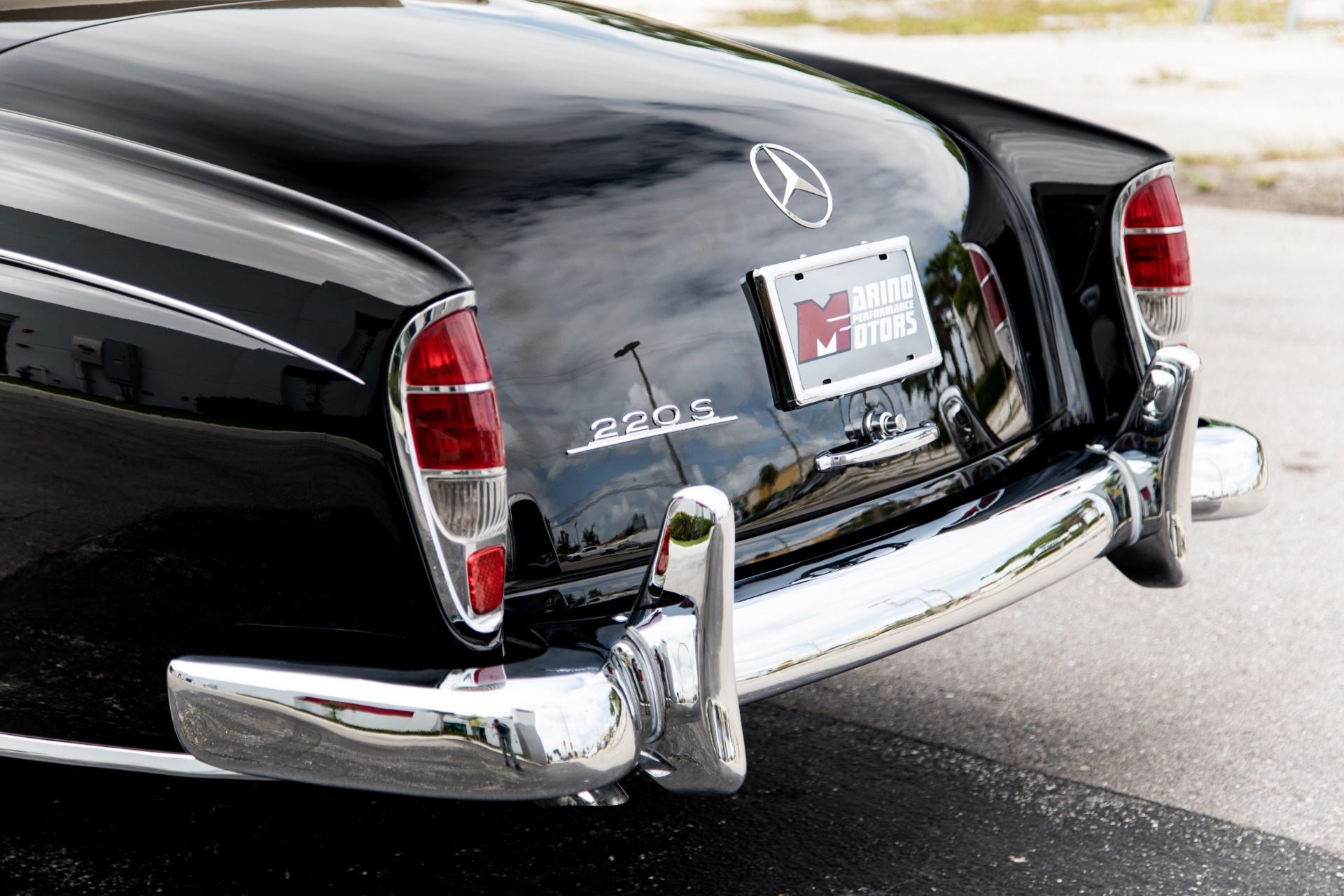 Used-1959-Mercedes-Benz-220s