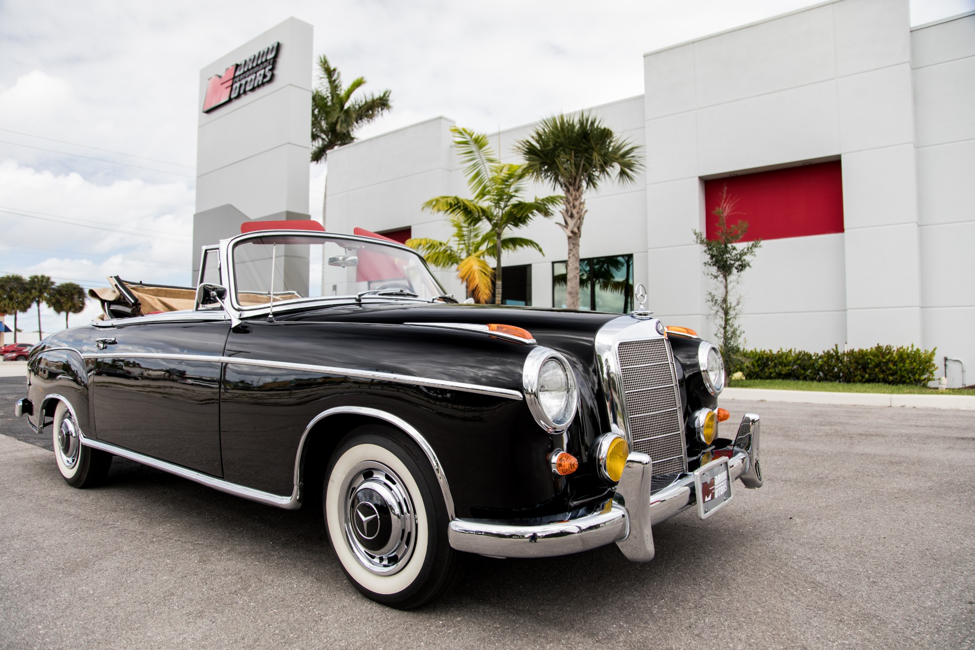 Used-1959-Mercedes-Benz-220s