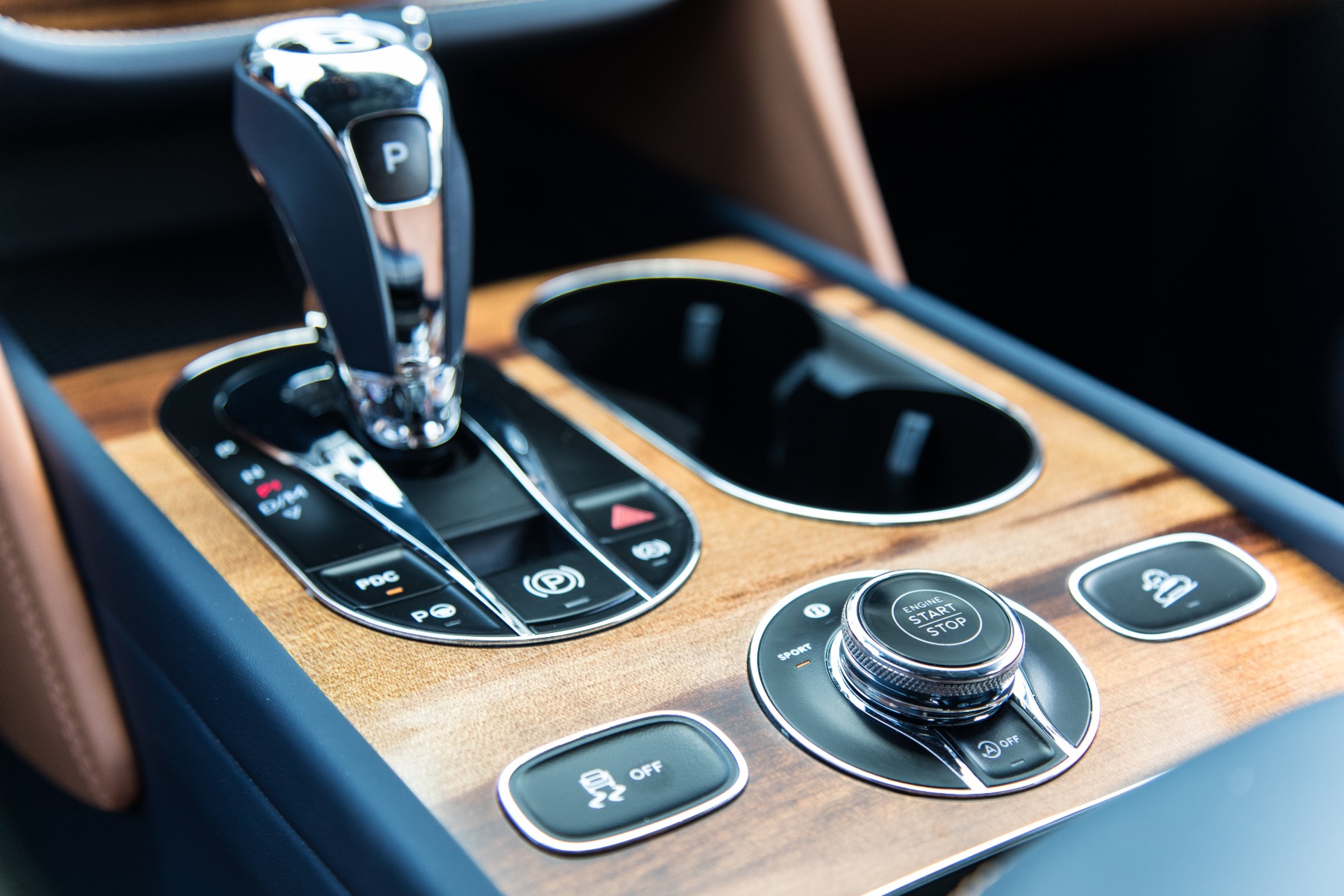 Used-2018-Bentley-Bentayga-Onyx-Edition