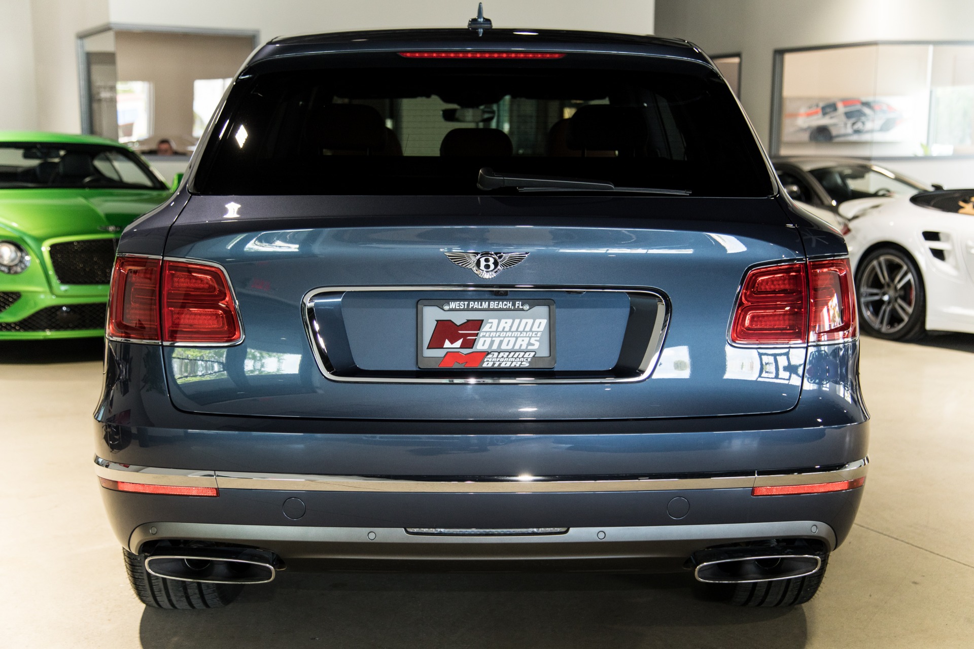 Used-2018-Bentley-Bentayga-Onyx-Edition