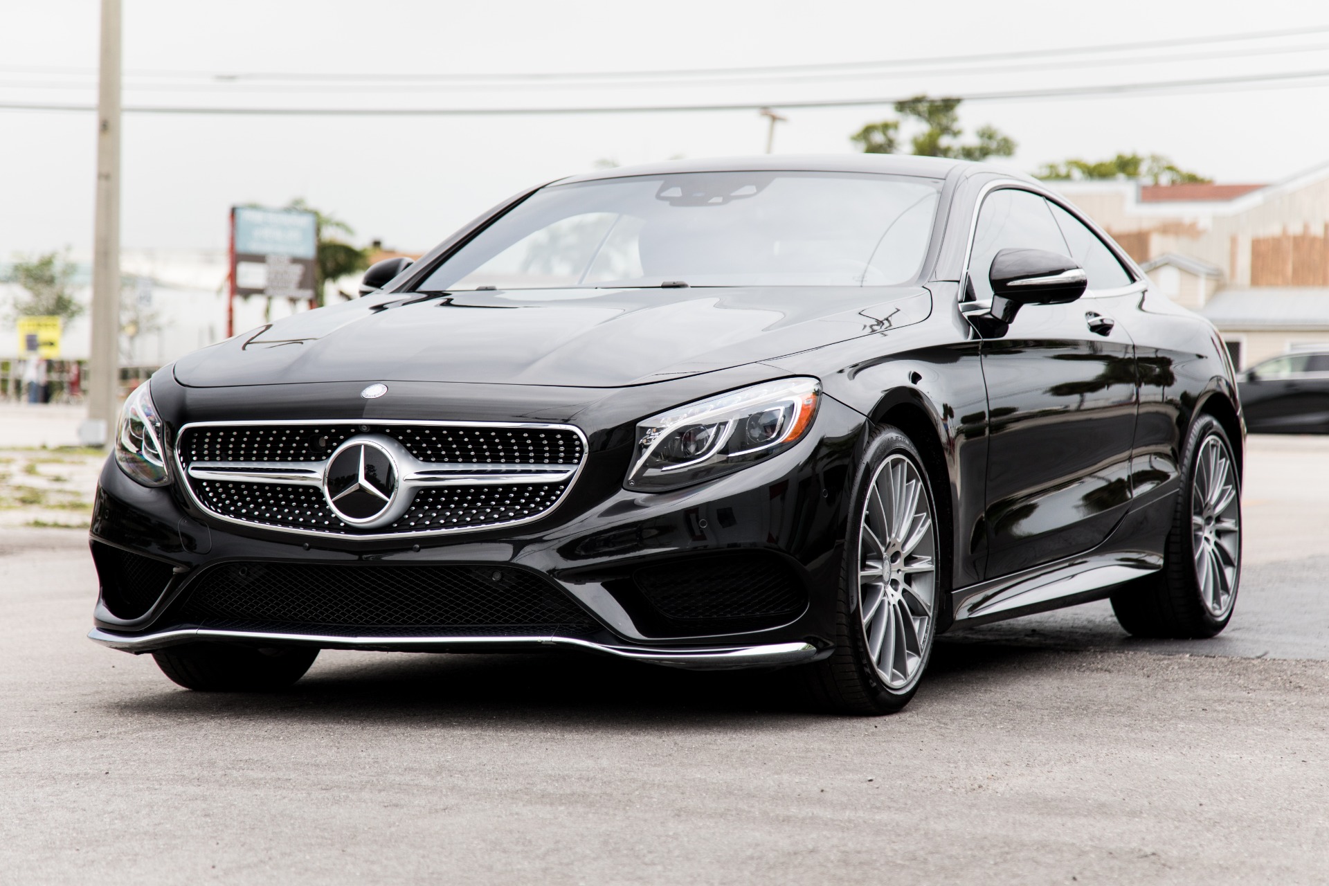 Used-2015-Mercedes-Benz-S-Class-S-550-4MATIC