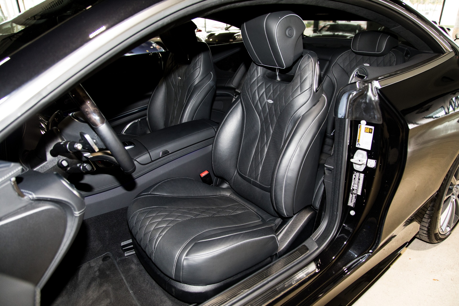 Used-2015-Mercedes-Benz-S-Class-S-550-4MATIC
