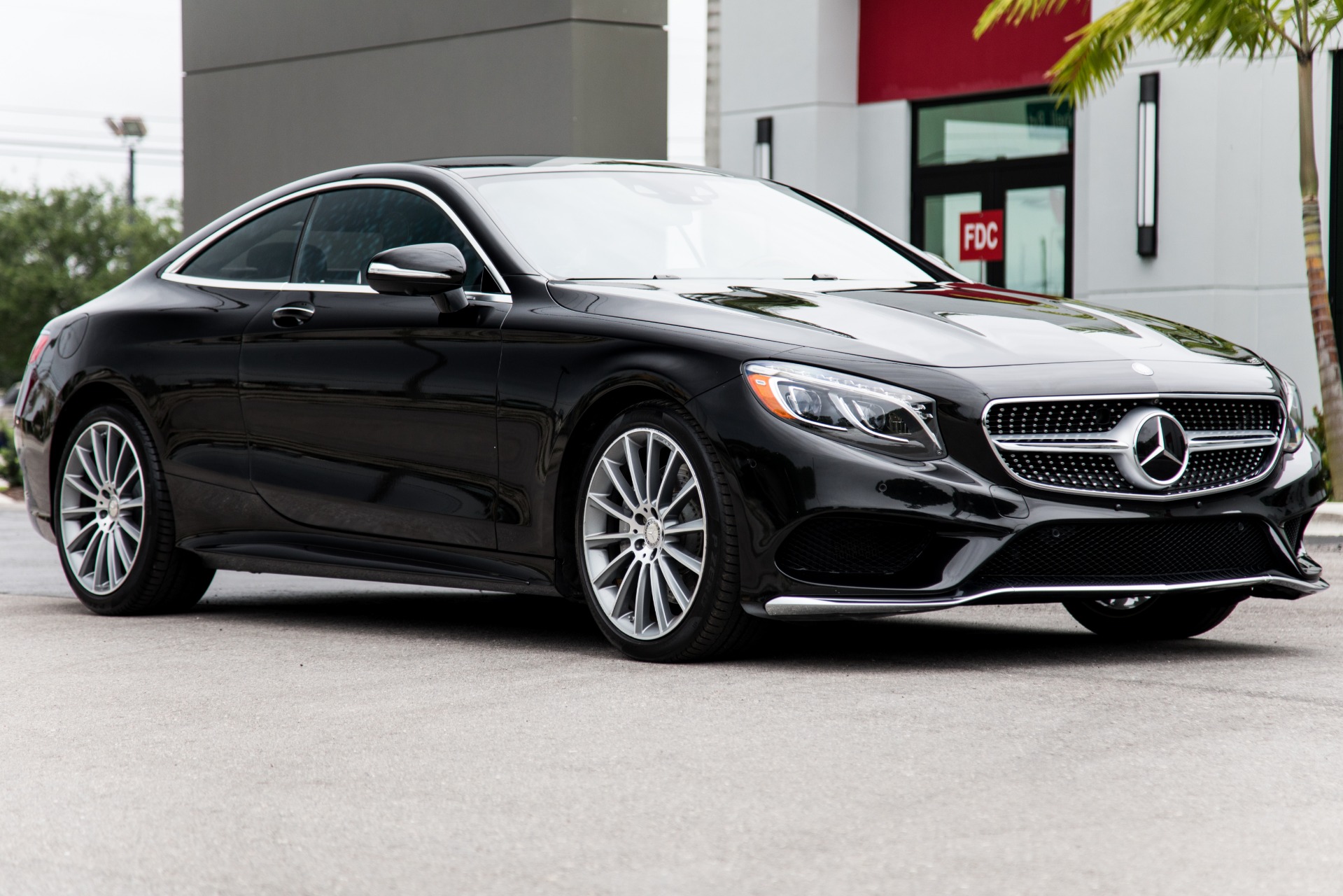 Used-2015-Mercedes-Benz-S-Class-S-550-4MATIC