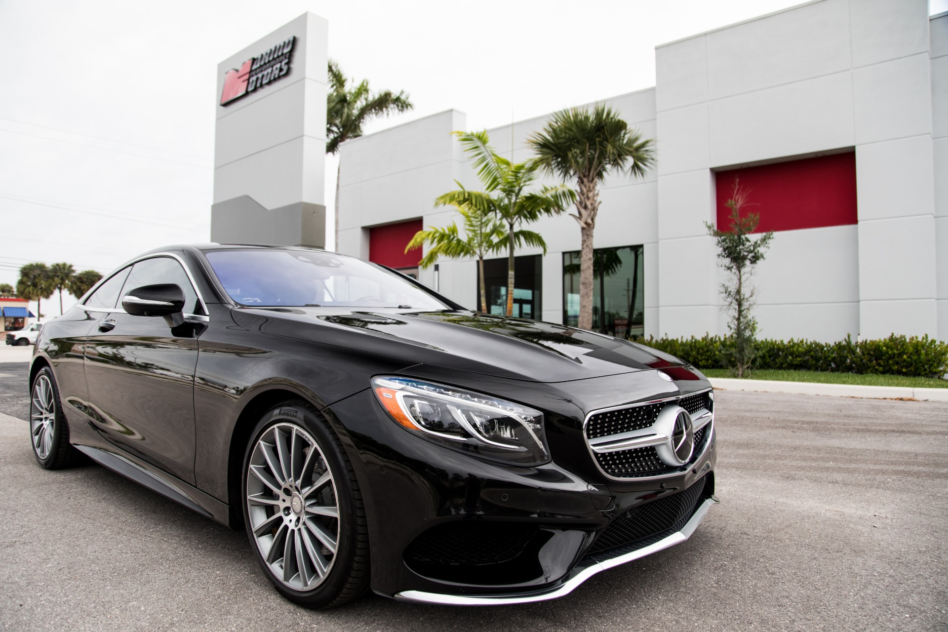 Used-2015-Mercedes-Benz-S-Class-S-550-4MATIC