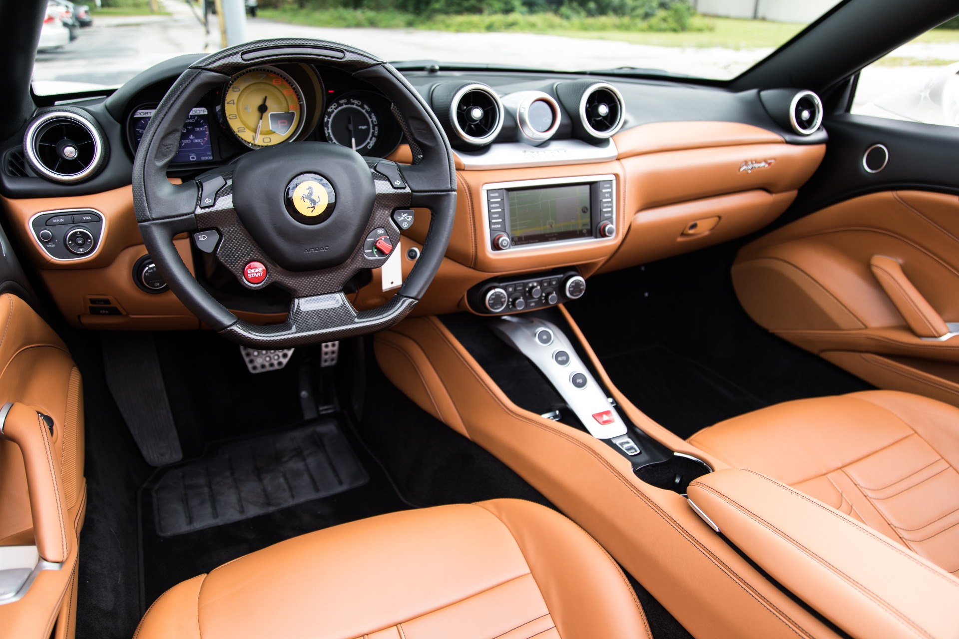 Used-2016-Ferrari-California-T