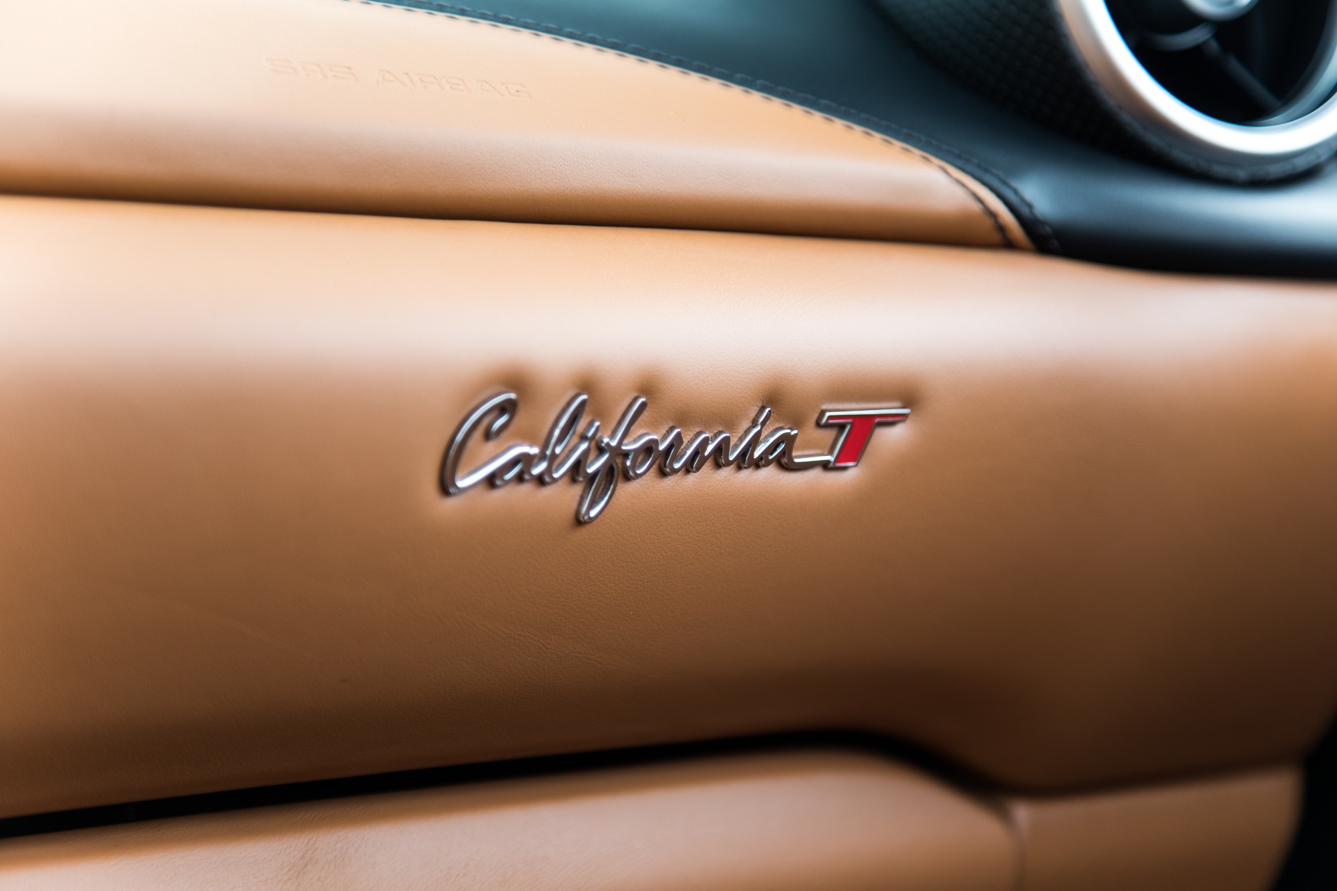 Used-2016-Ferrari-California-T