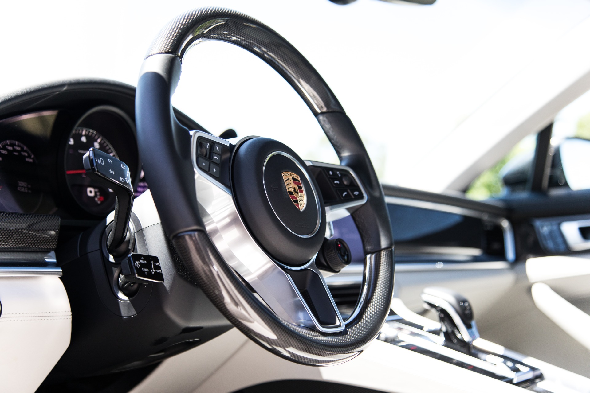 Used-2018-Porsche-Panamera-4S