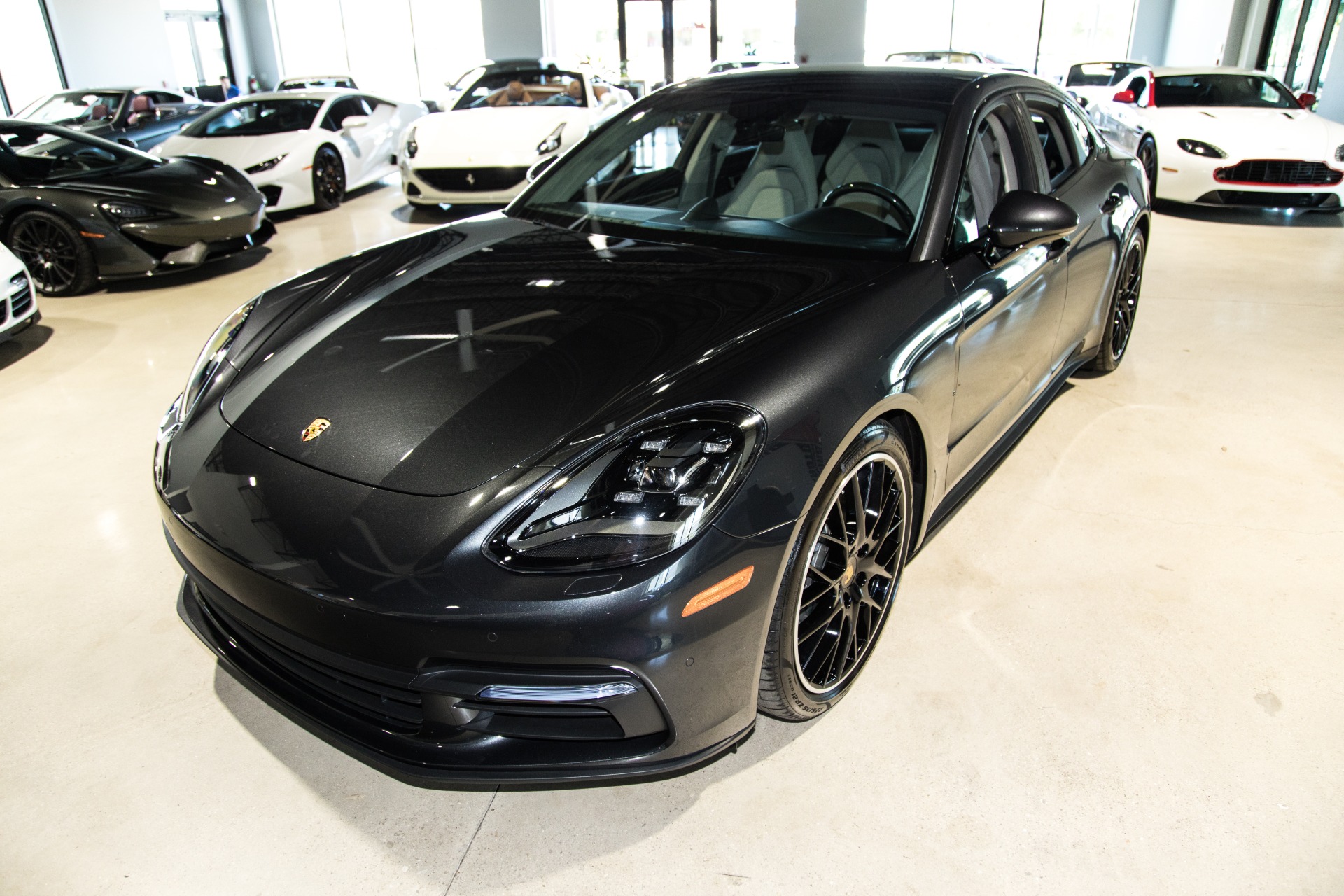 Used-2018-Porsche-Panamera-4S