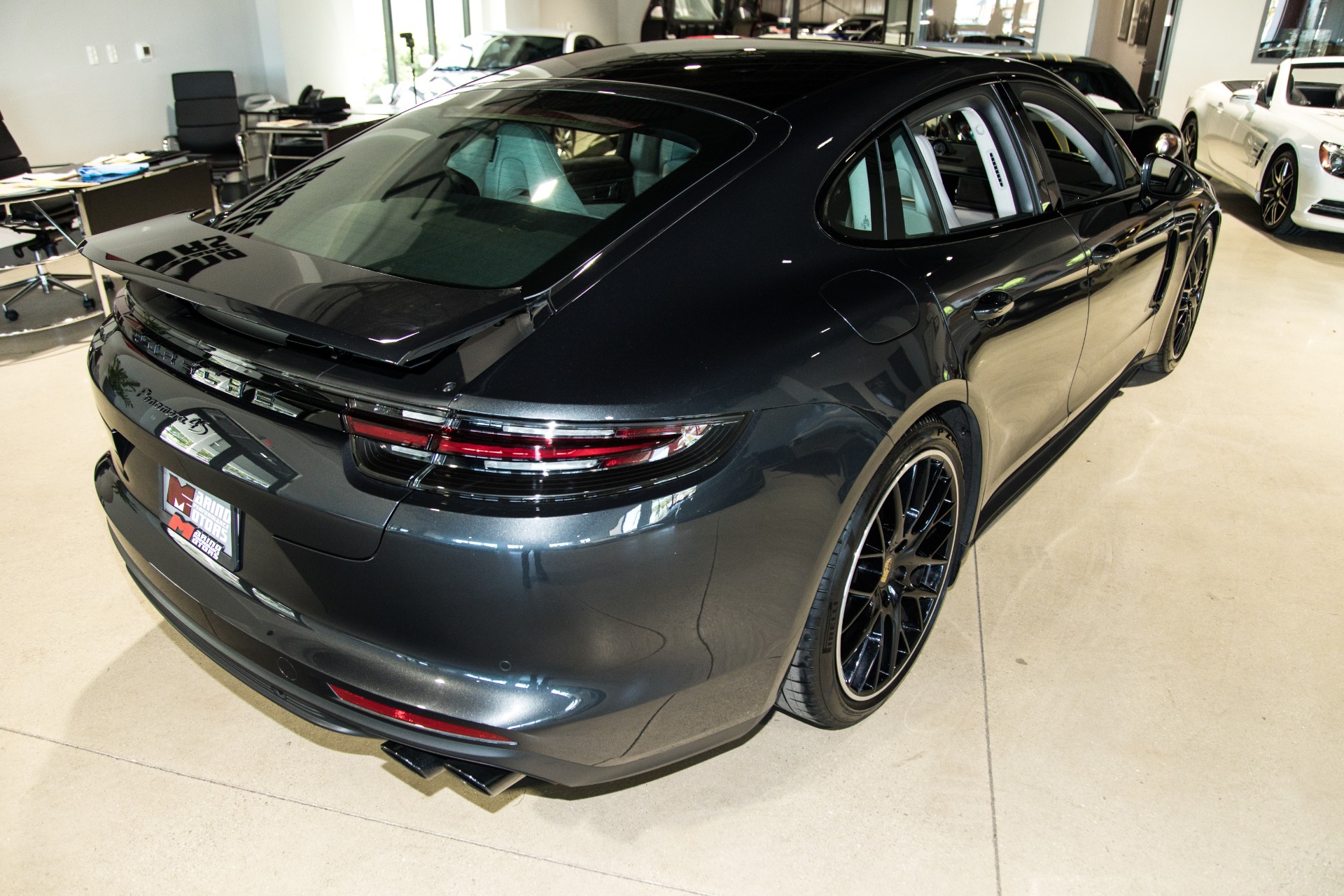 Used-2018-Porsche-Panamera-4S