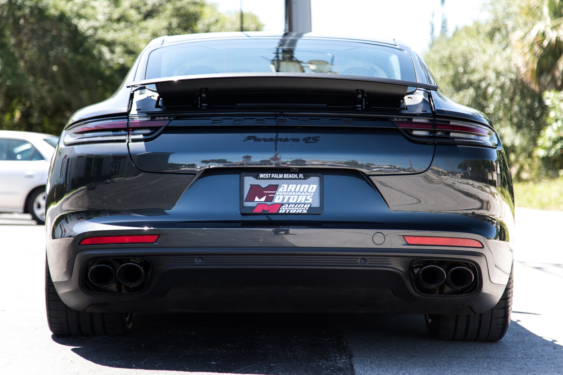 Used-2018-Porsche-Panamera-4S