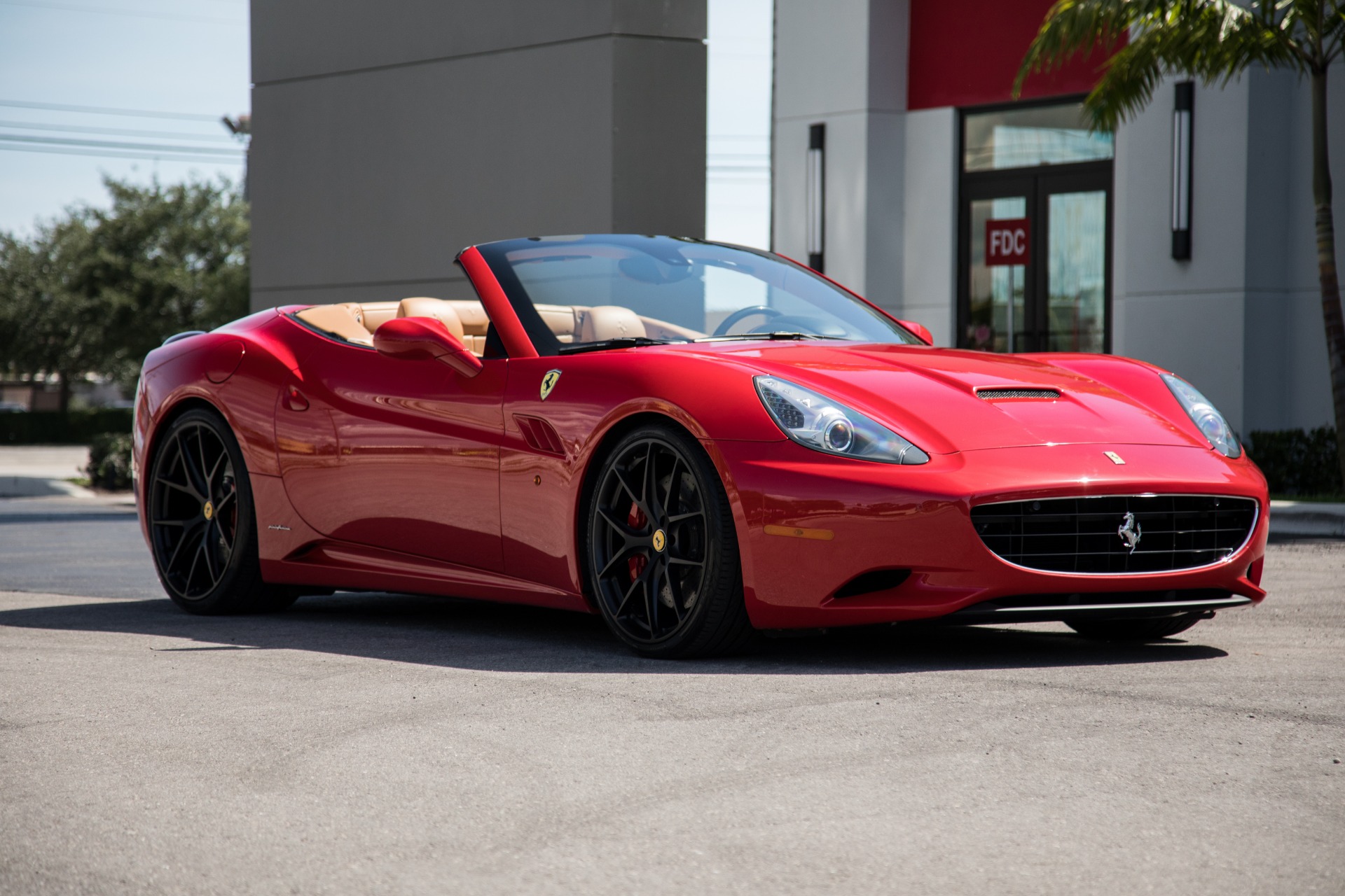 Used-2010-Ferrari-California