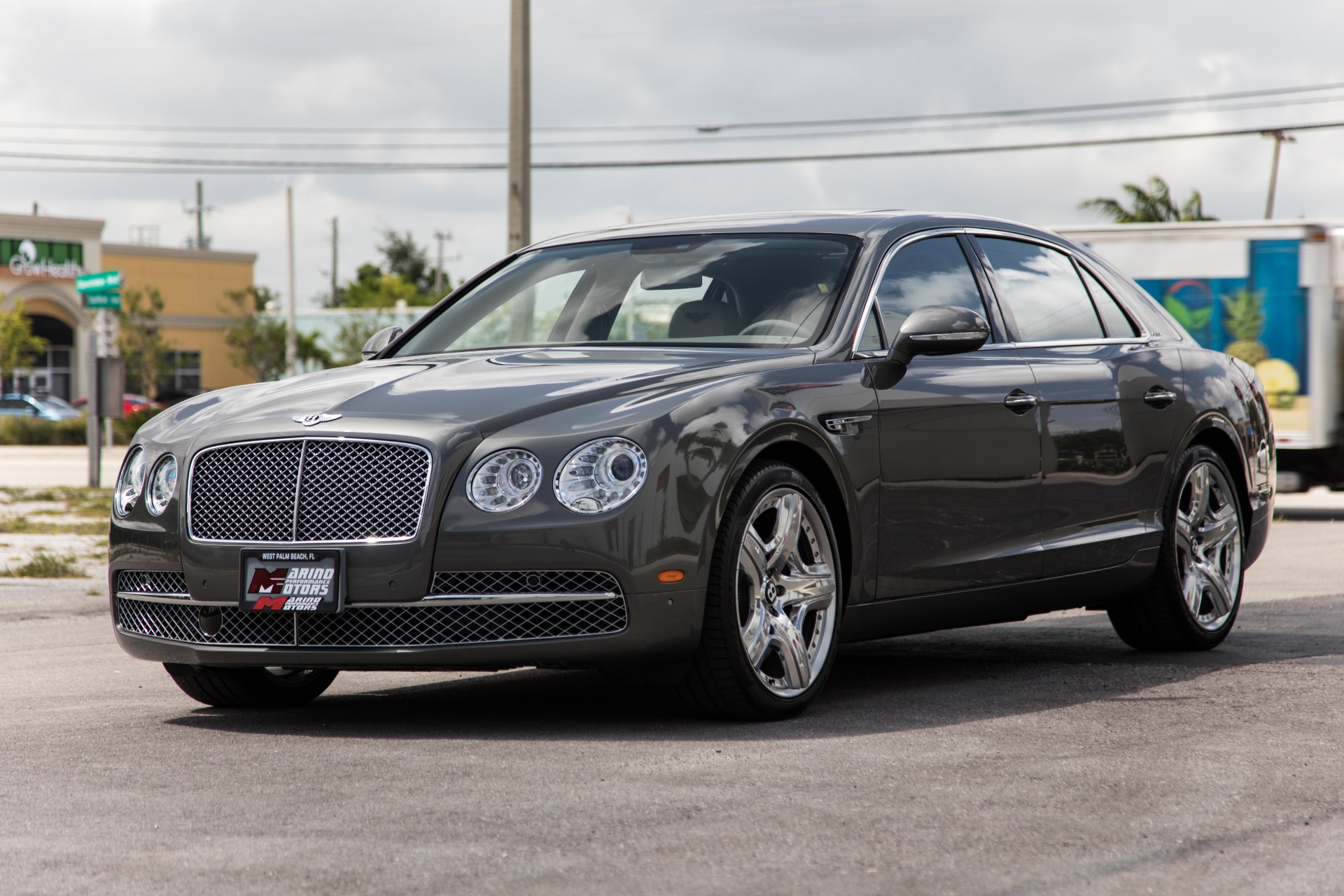 Used-2014-Bentley-Flying-Spur