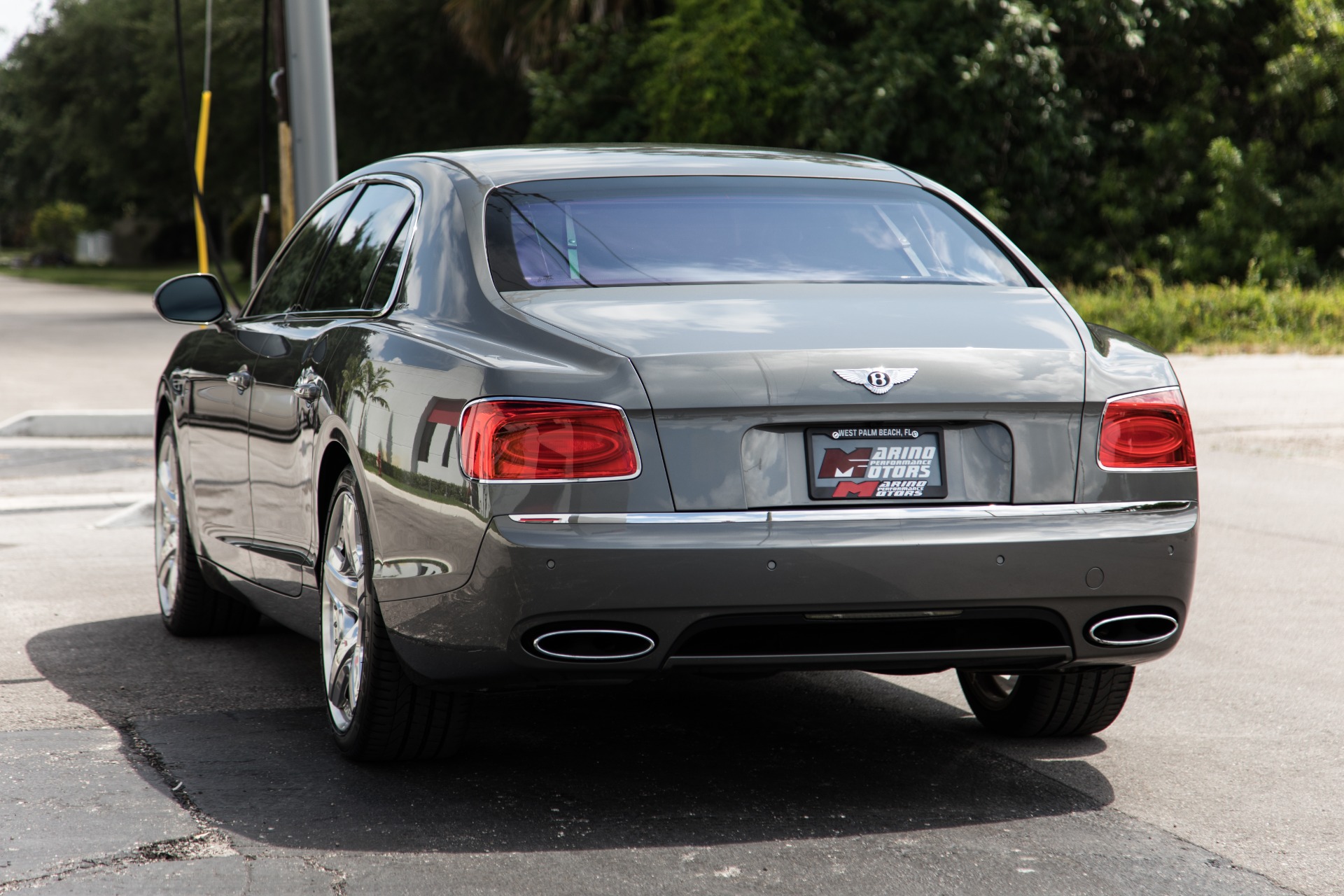 Used-2014-Bentley-Flying-Spur