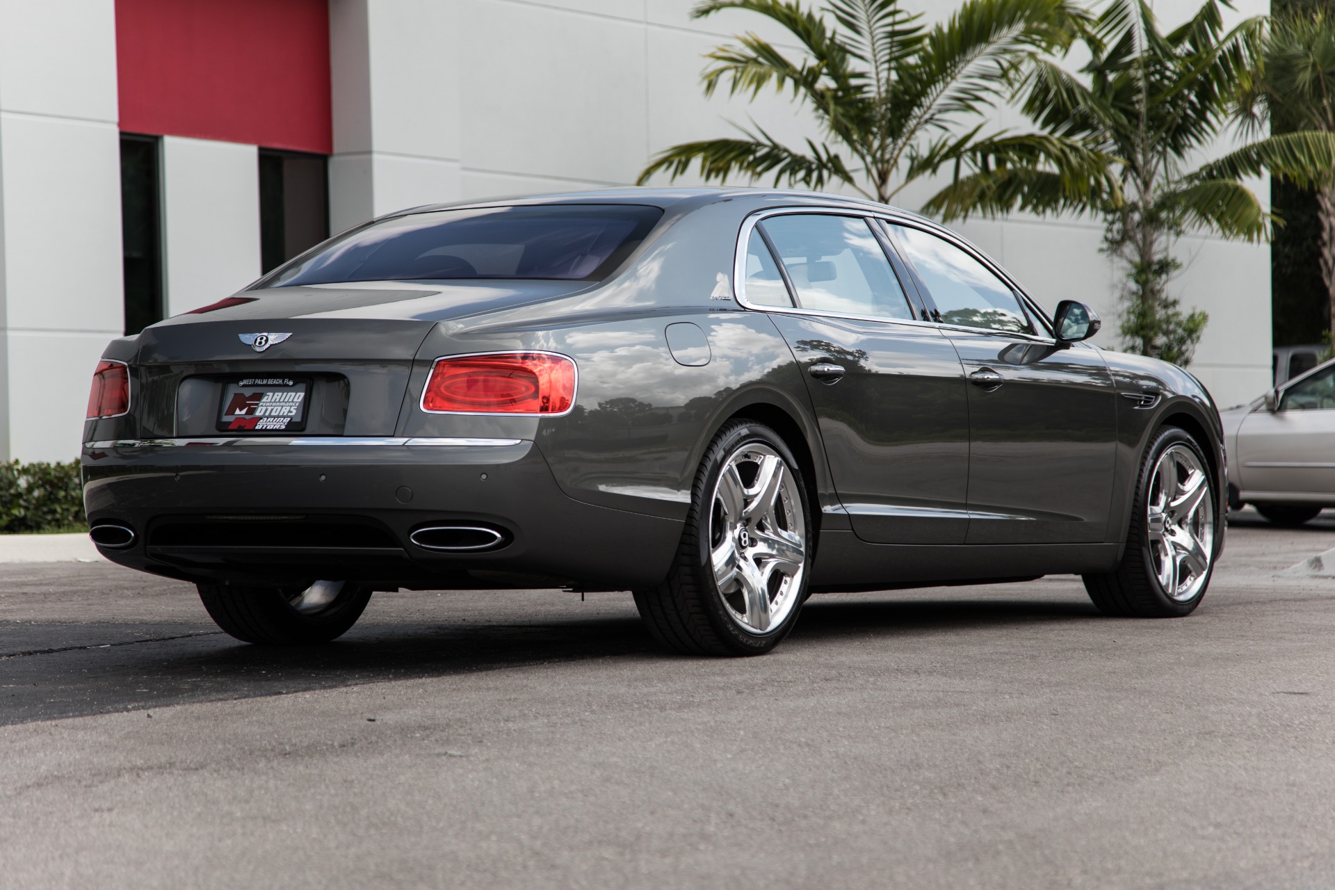 Used-2014-Bentley-Flying-Spur