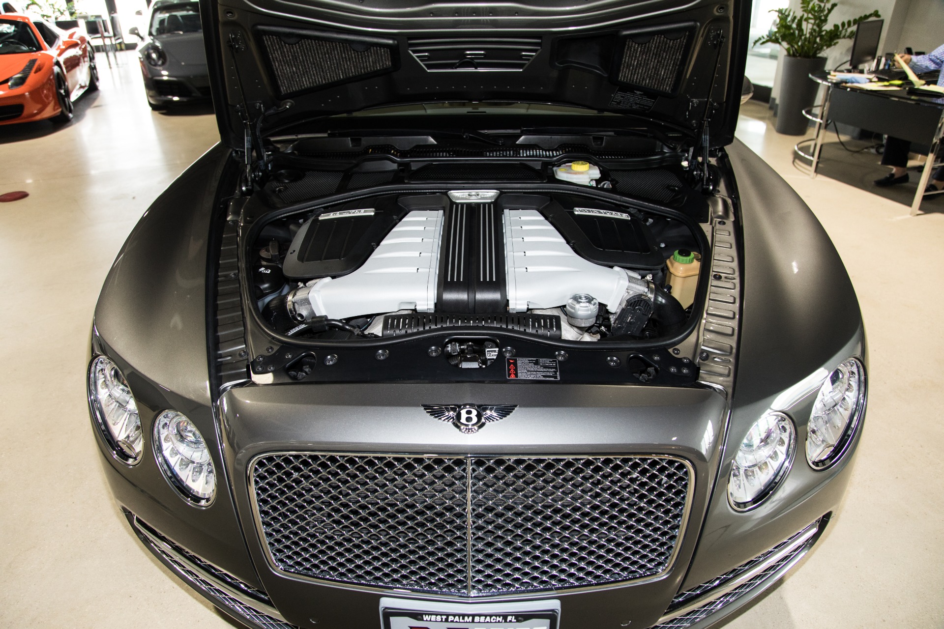 Used-2014-Bentley-Flying-Spur