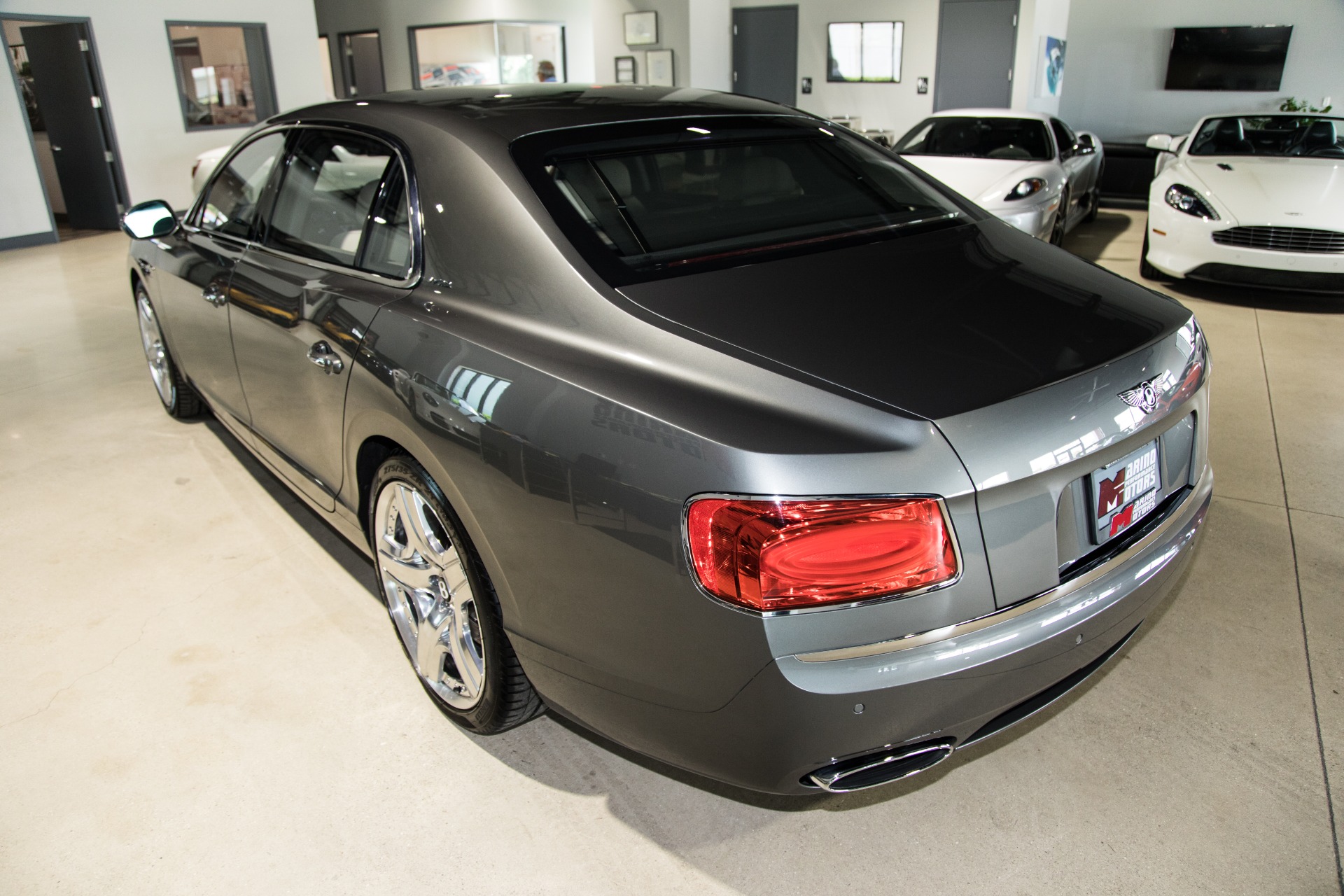 Used-2014-Bentley-Flying-Spur