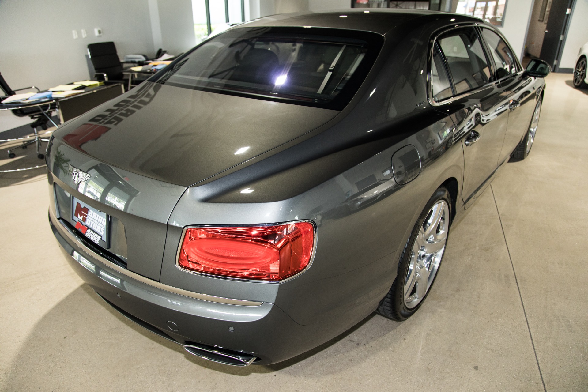 Used-2014-Bentley-Flying-Spur