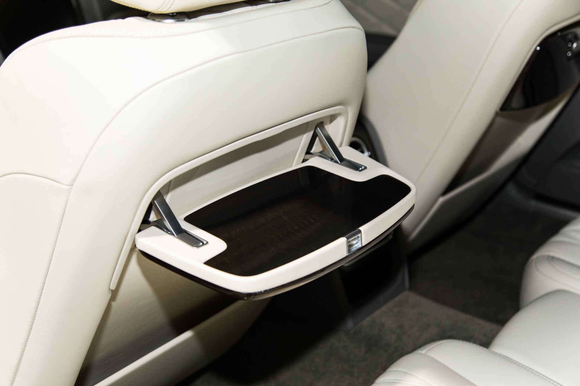 Used-2014-Bentley-Flying-Spur