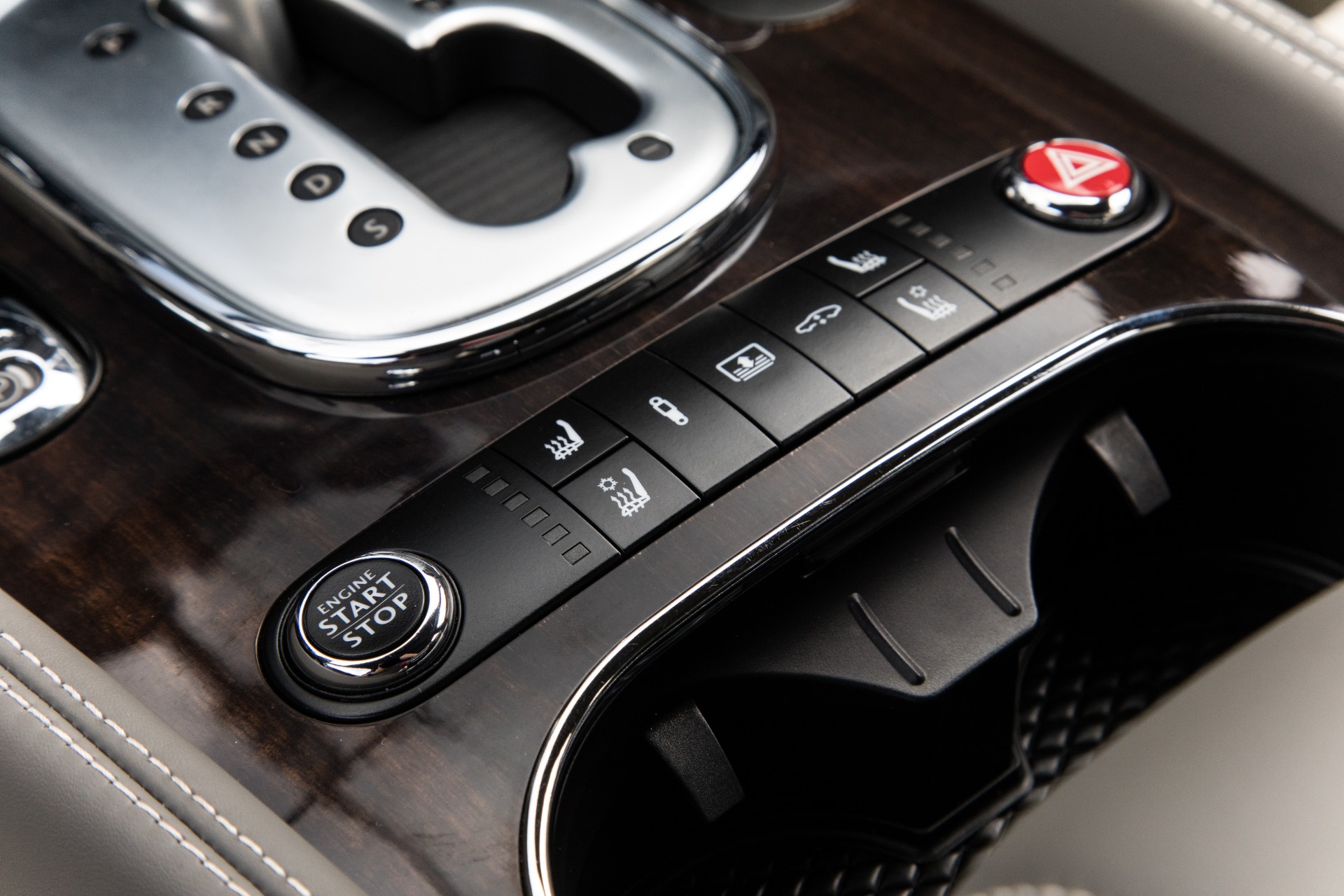 Used-2014-Bentley-Flying-Spur