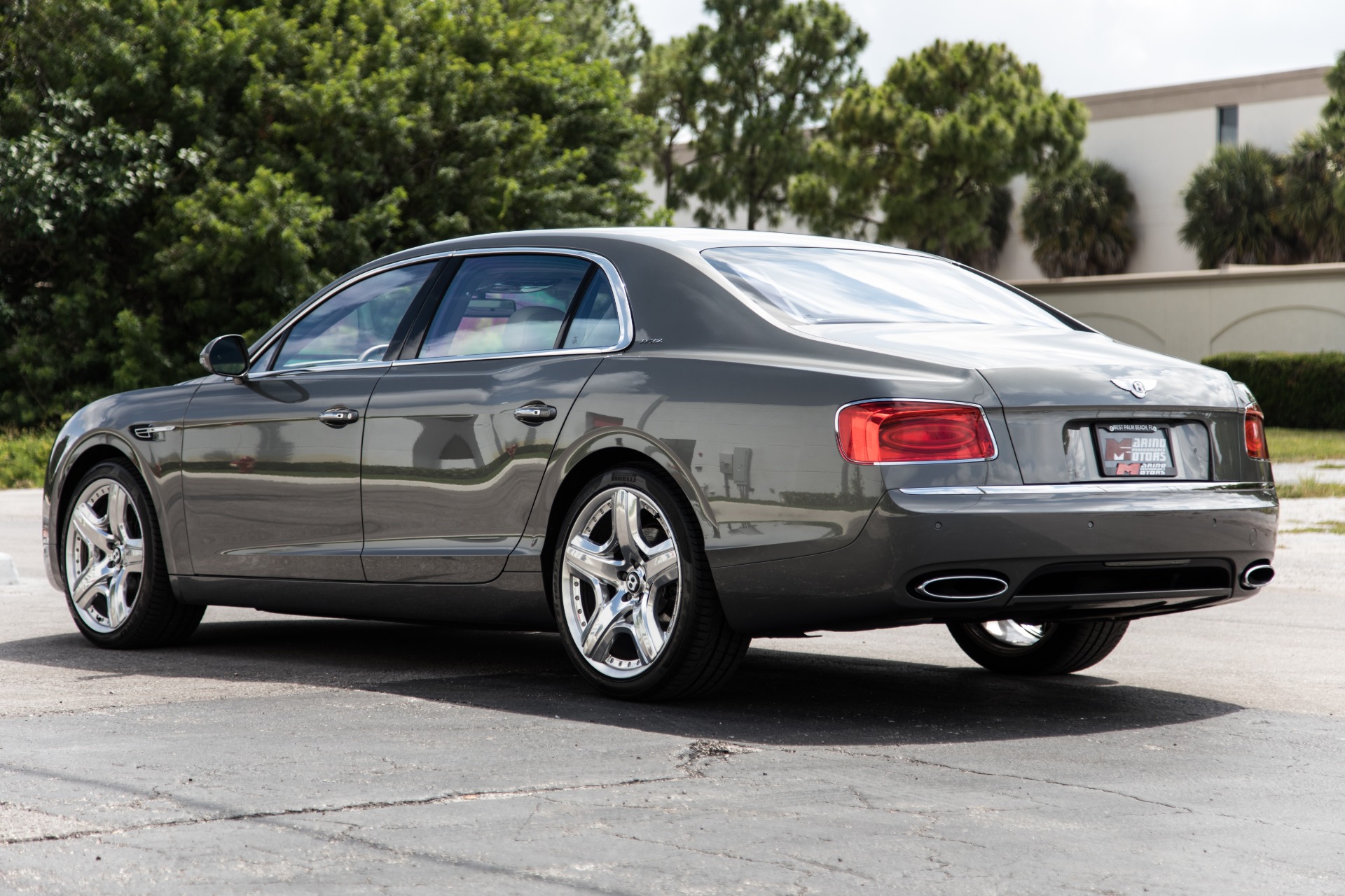 Used-2014-Bentley-Flying-Spur