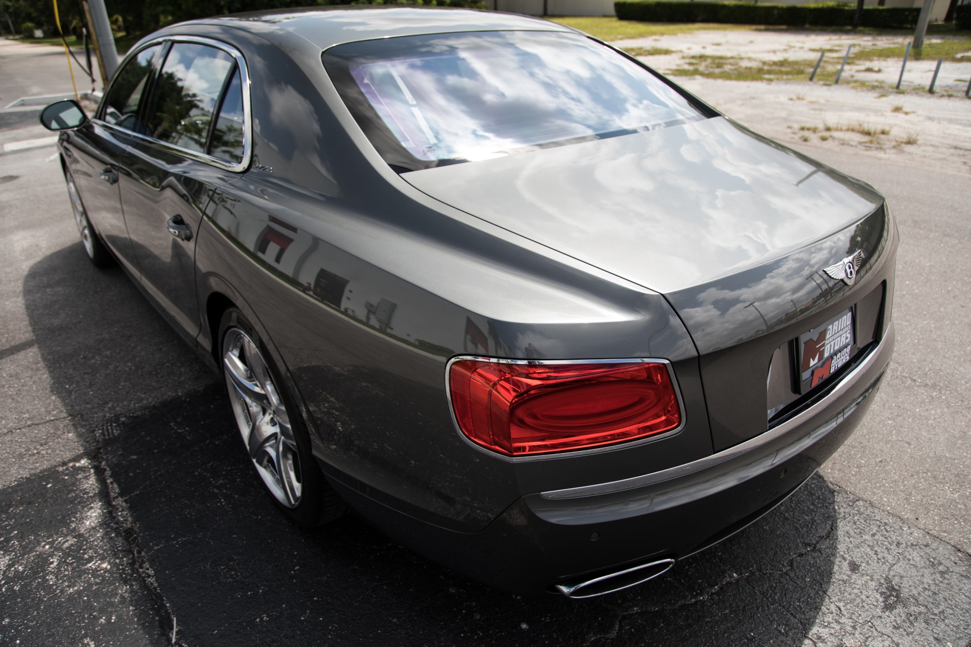 Used-2014-Bentley-Flying-Spur