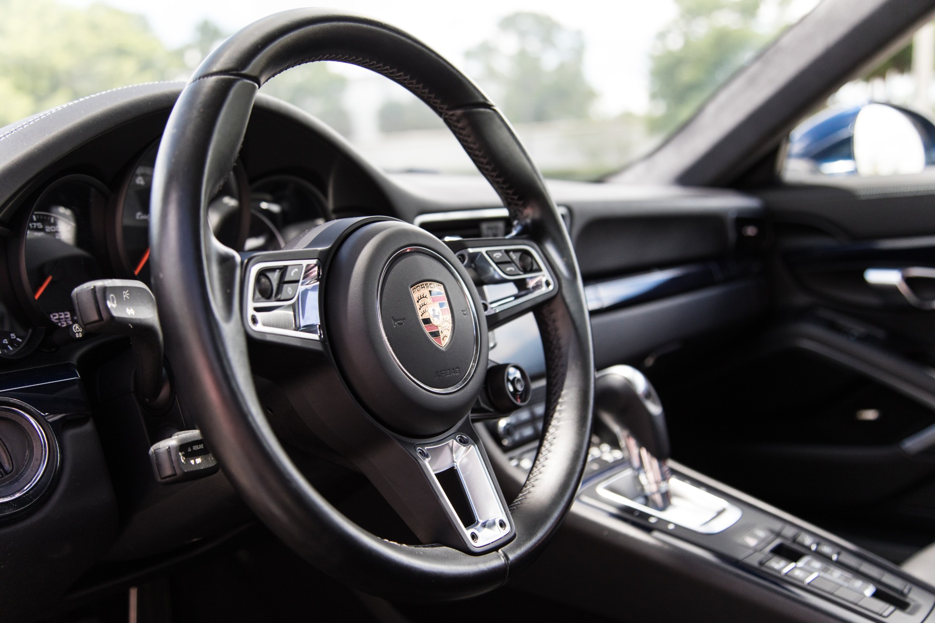 Used-2017-Porsche-911-Turbo