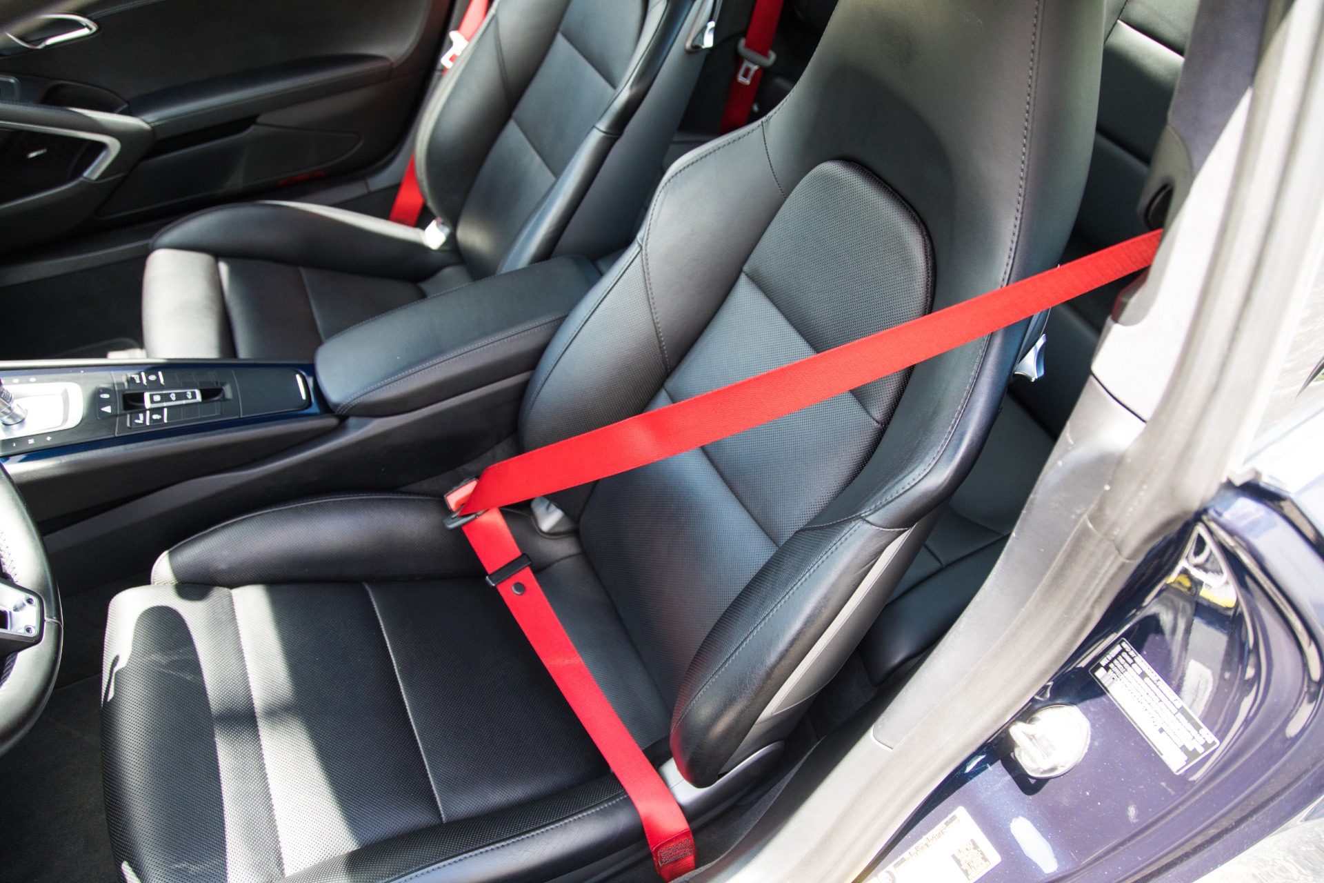 Used-2017-Porsche-911-Turbo