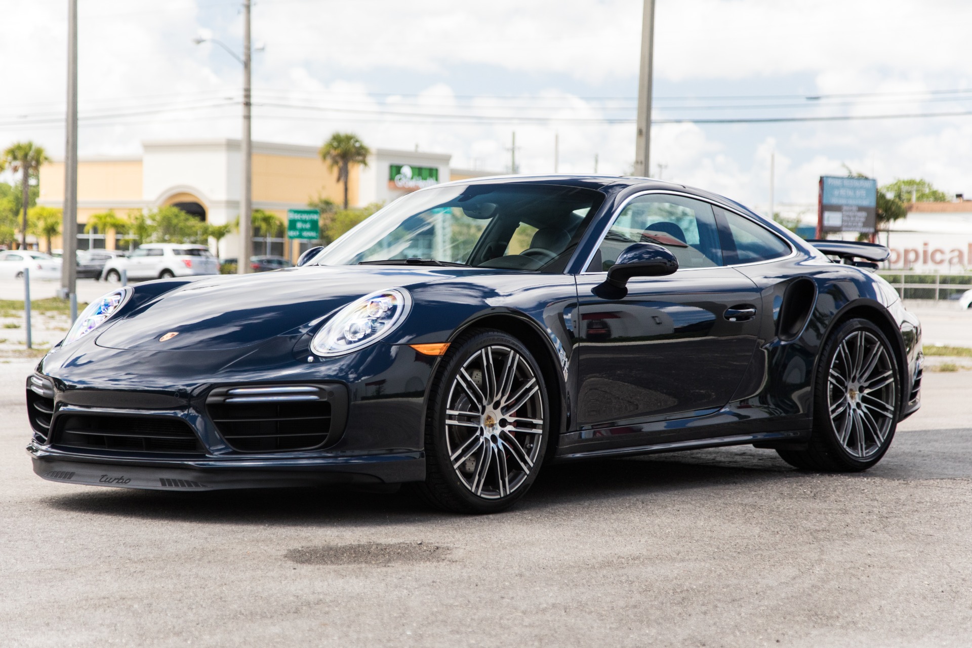 Used-2017-Porsche-911-Turbo