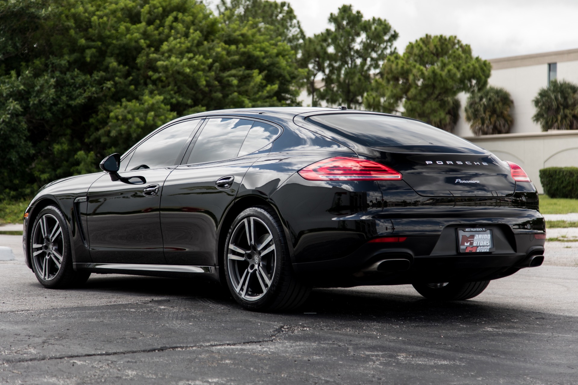 Used 2015 Porsche Panamera For Sale (44,900) Marino