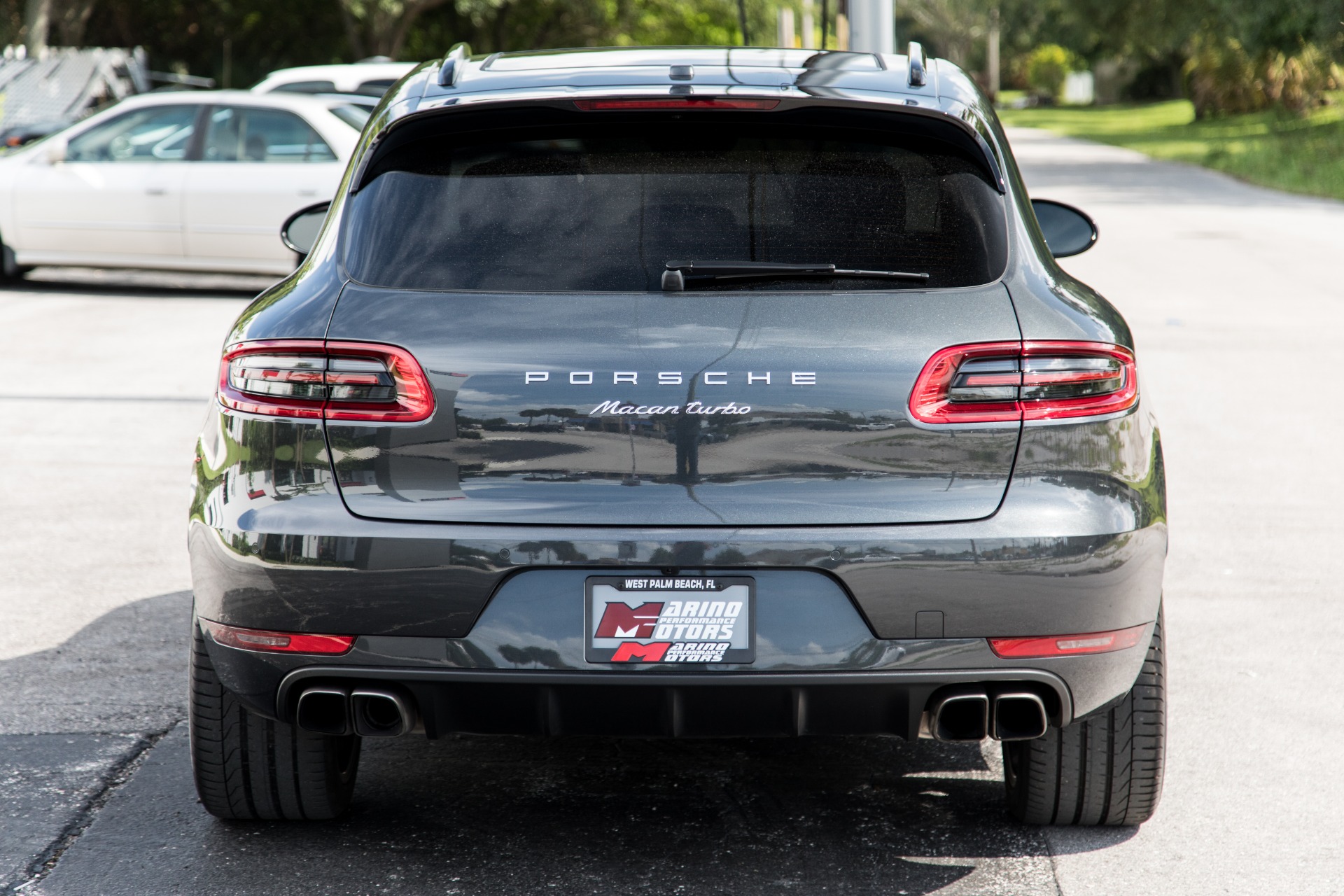 Used-2018-Porsche-Macan-Turbo