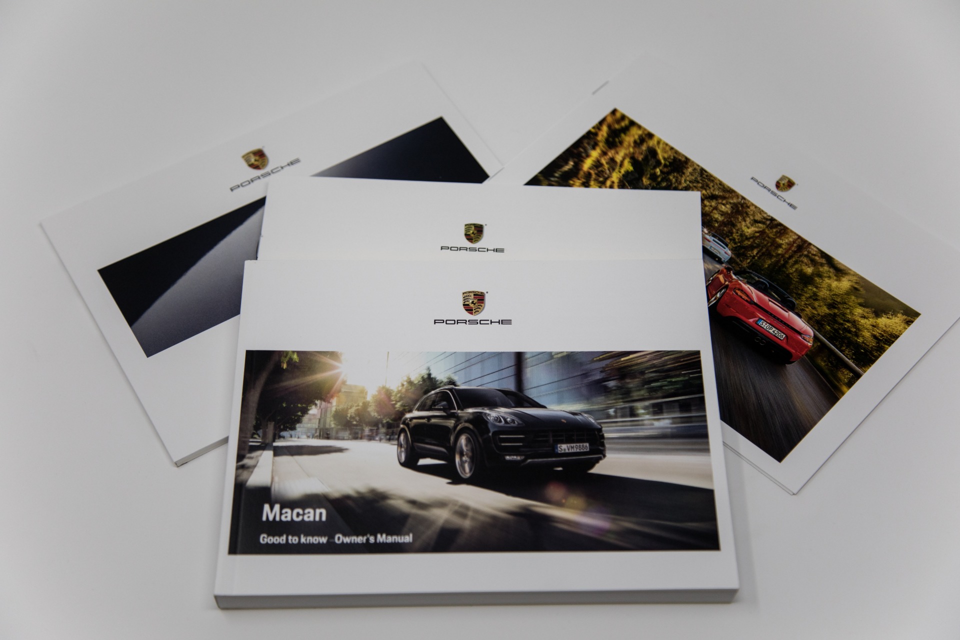 Used-2018-Porsche-Macan-Turbo