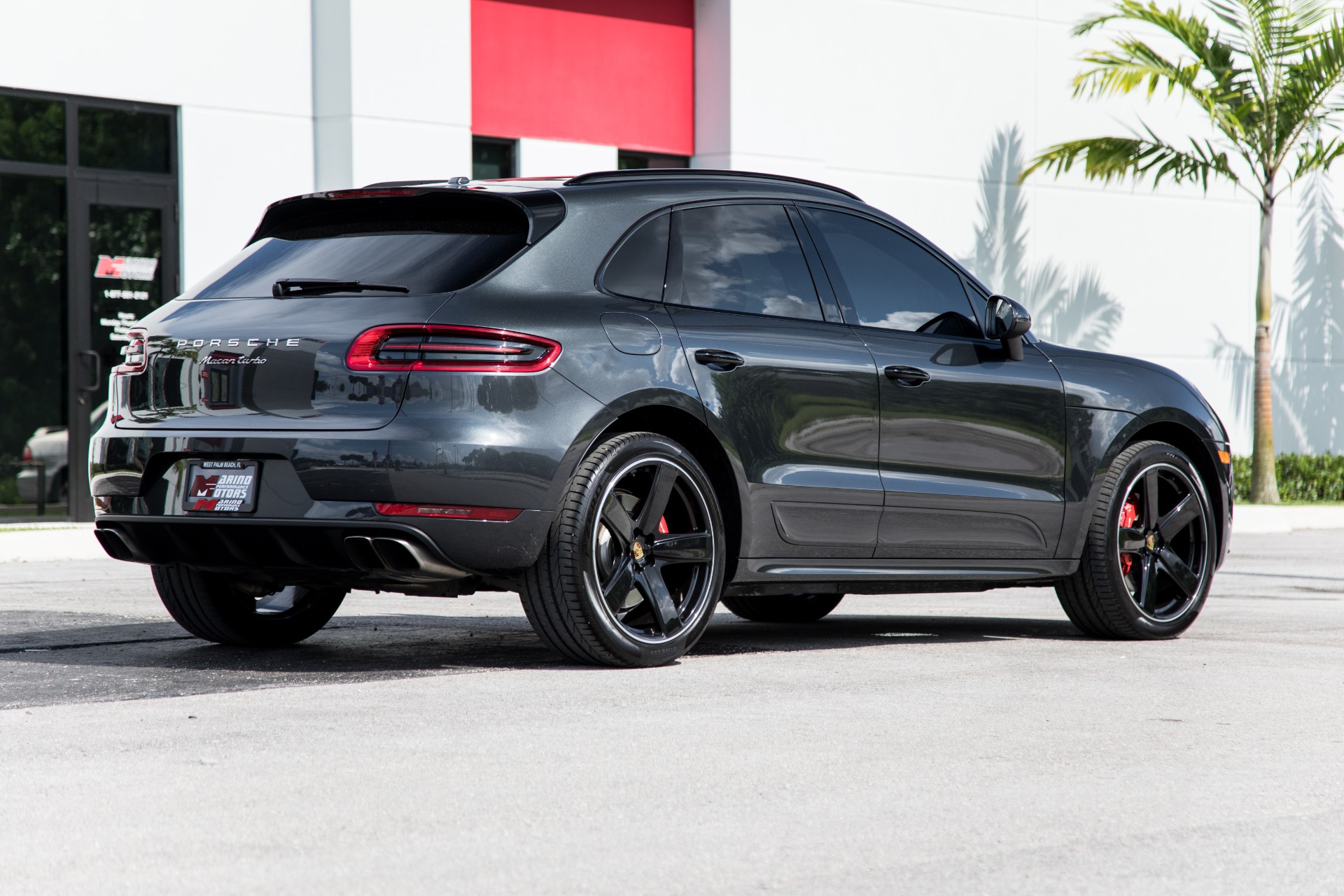 Used-2018-Porsche-Macan-Turbo