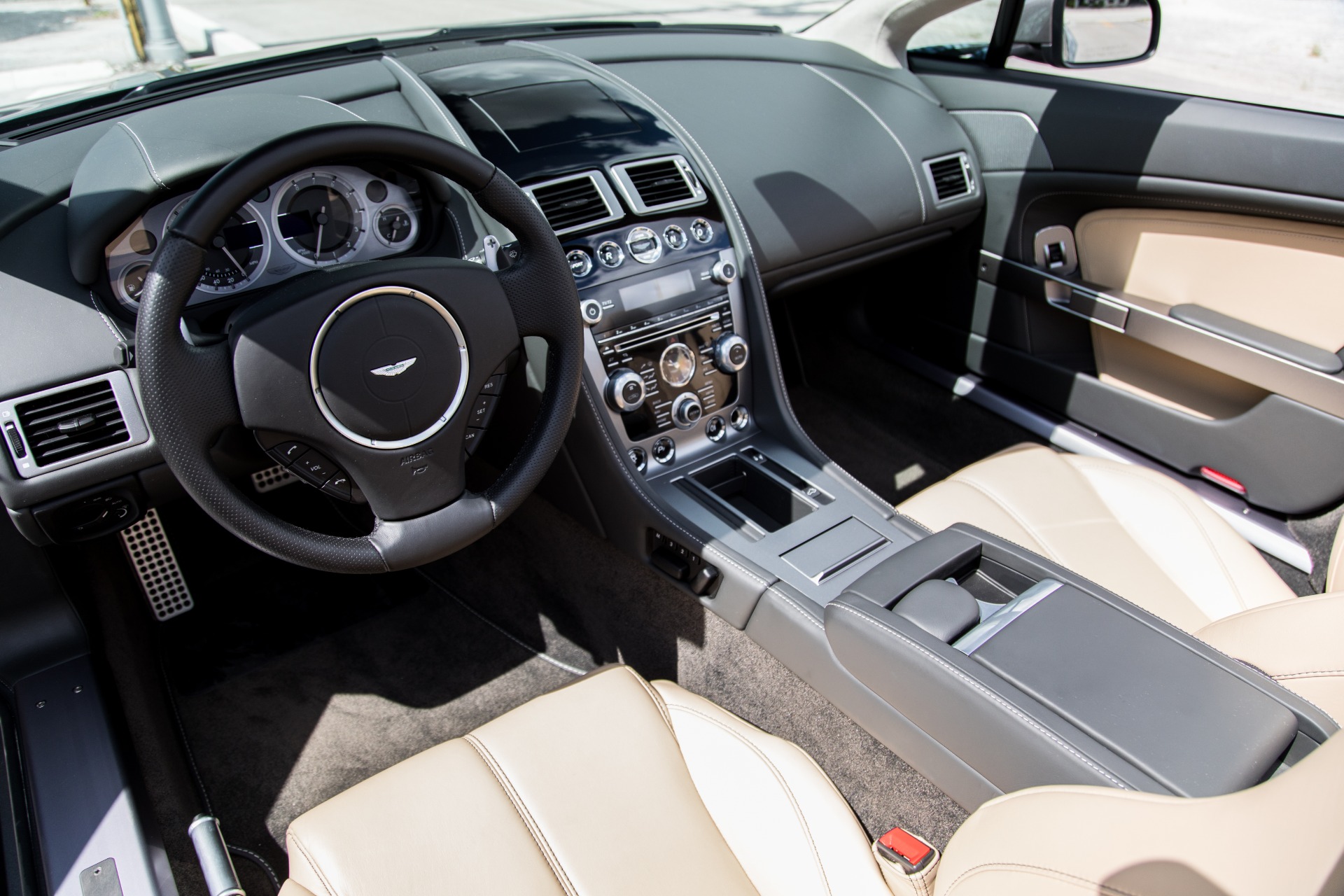 Used 2015 Aston Martin V8 Vantage Roadster For Sale ($72,900) | Marino