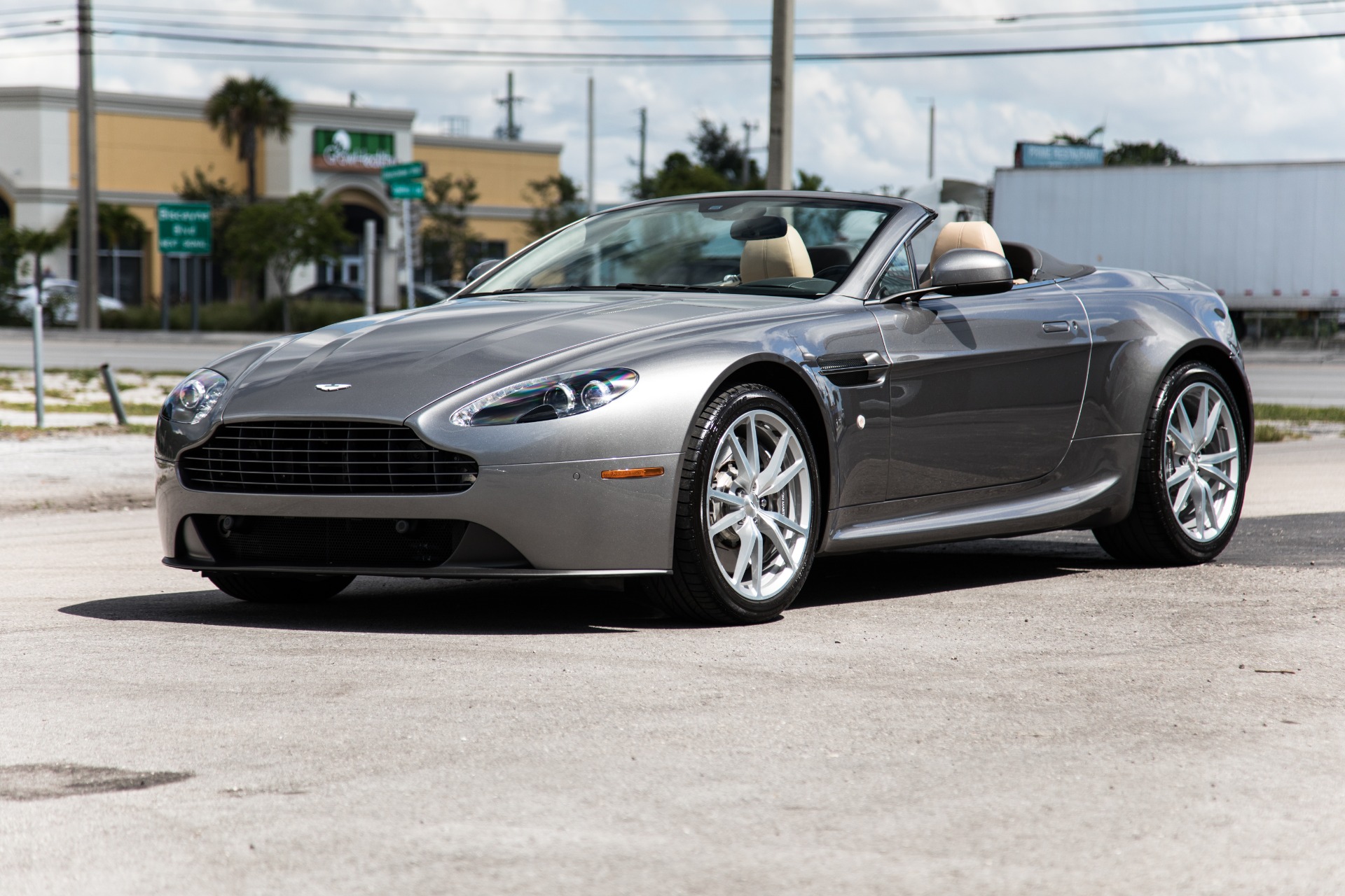 Used 2015 Aston Martin V8 Vantage Roadster For Sale ($72,900) | Marino