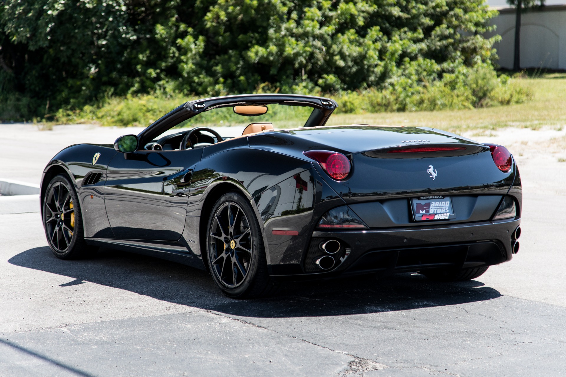 Used-2010-Ferrari-California