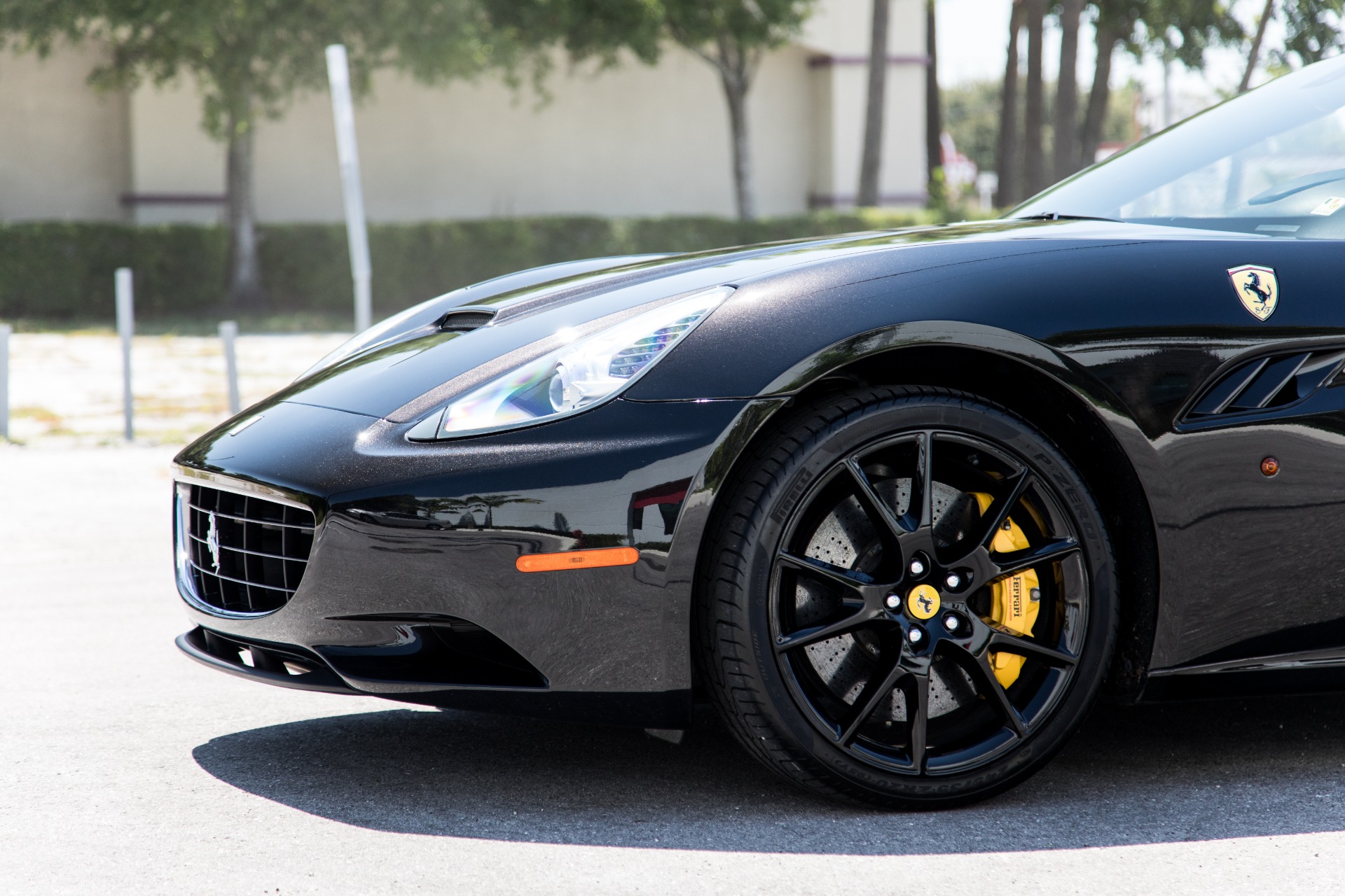Used-2010-Ferrari-California