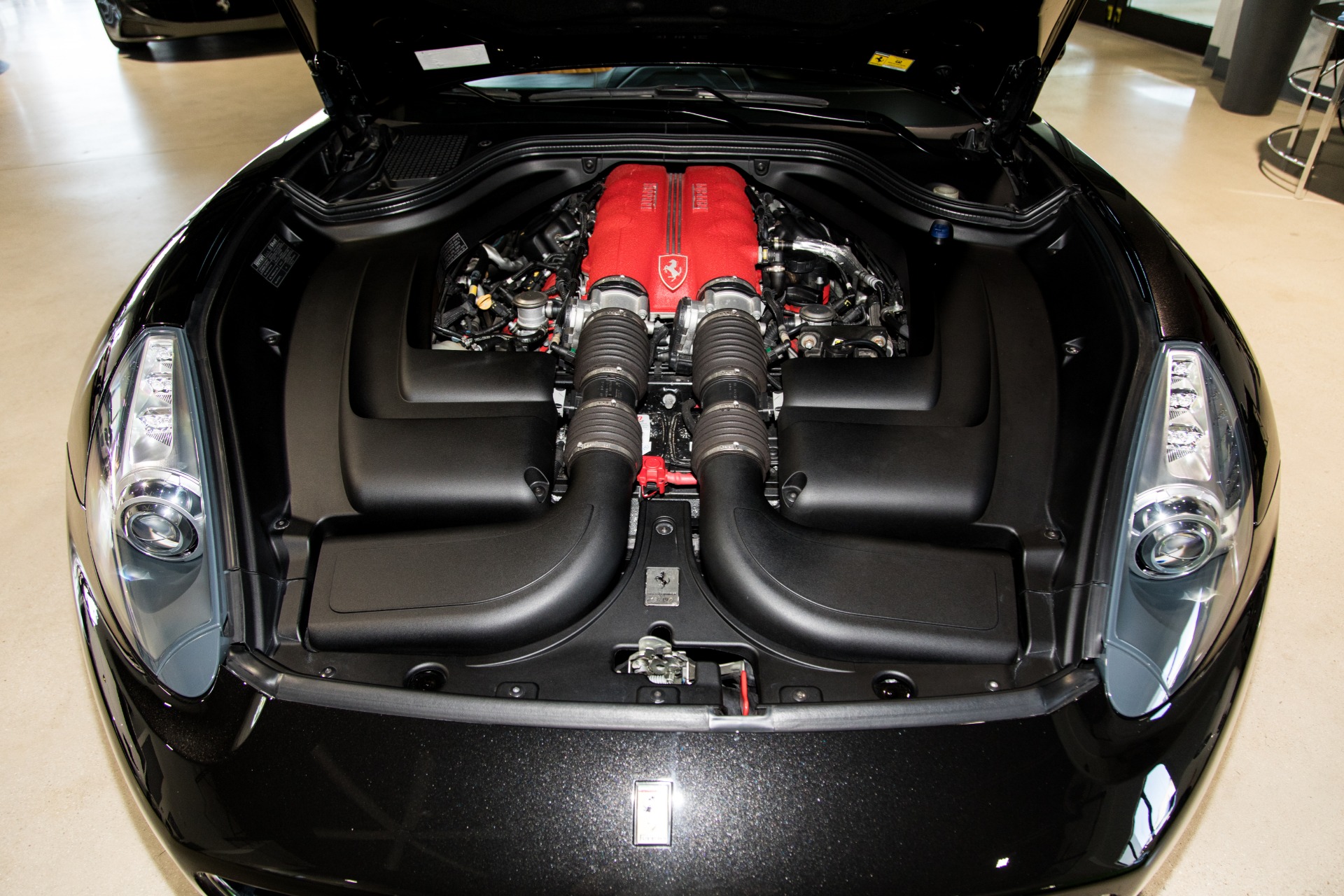 Used-2010-Ferrari-California