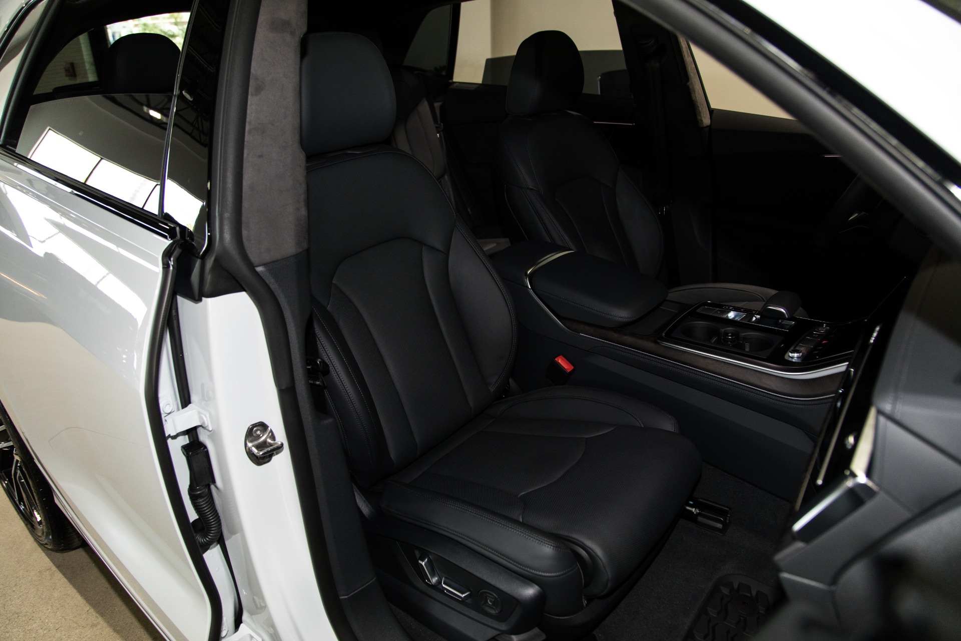 Used-2019-Audi-Q8-30T-quattro-Prestige