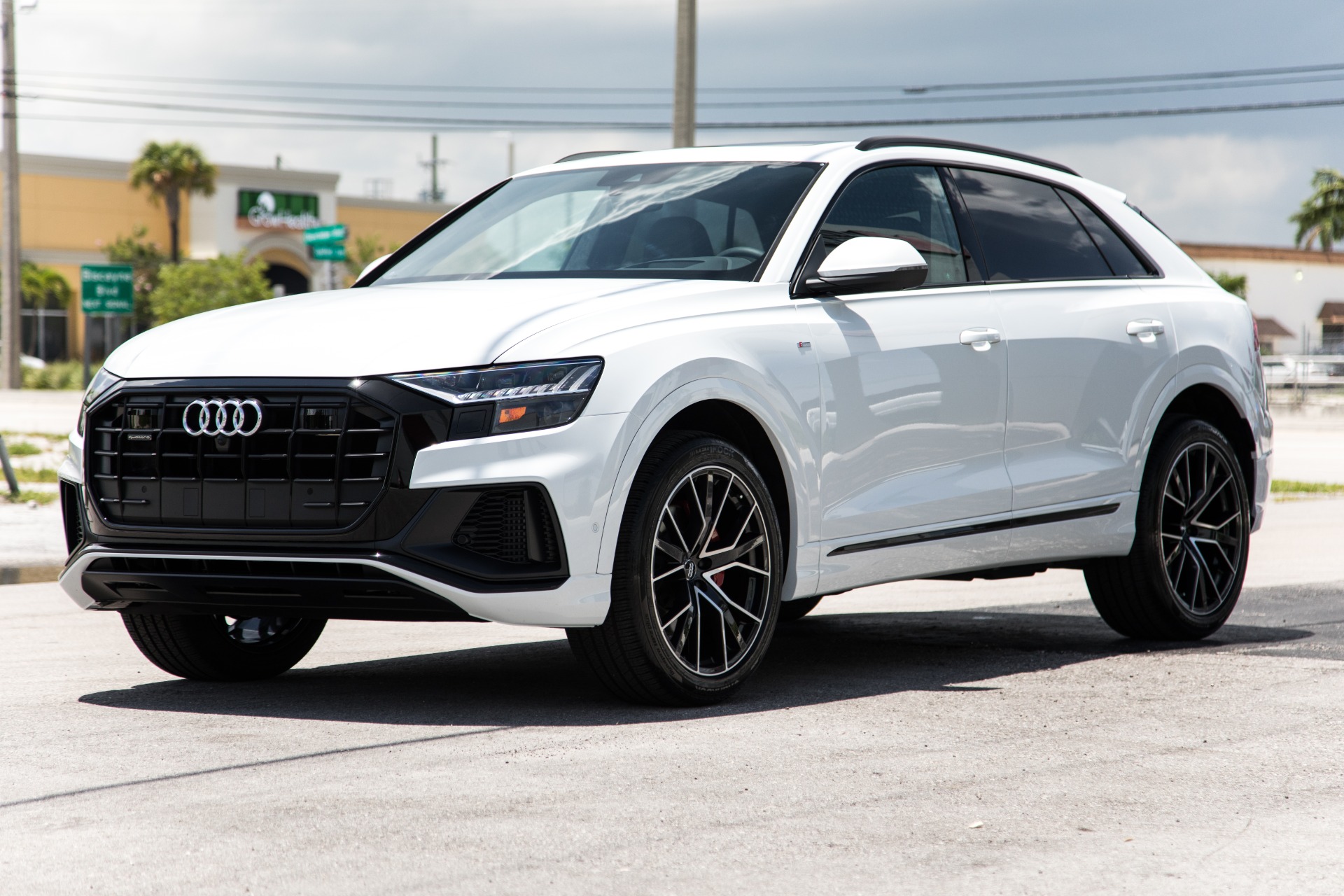 Used-2019-Audi-Q8-30T-quattro-Prestige