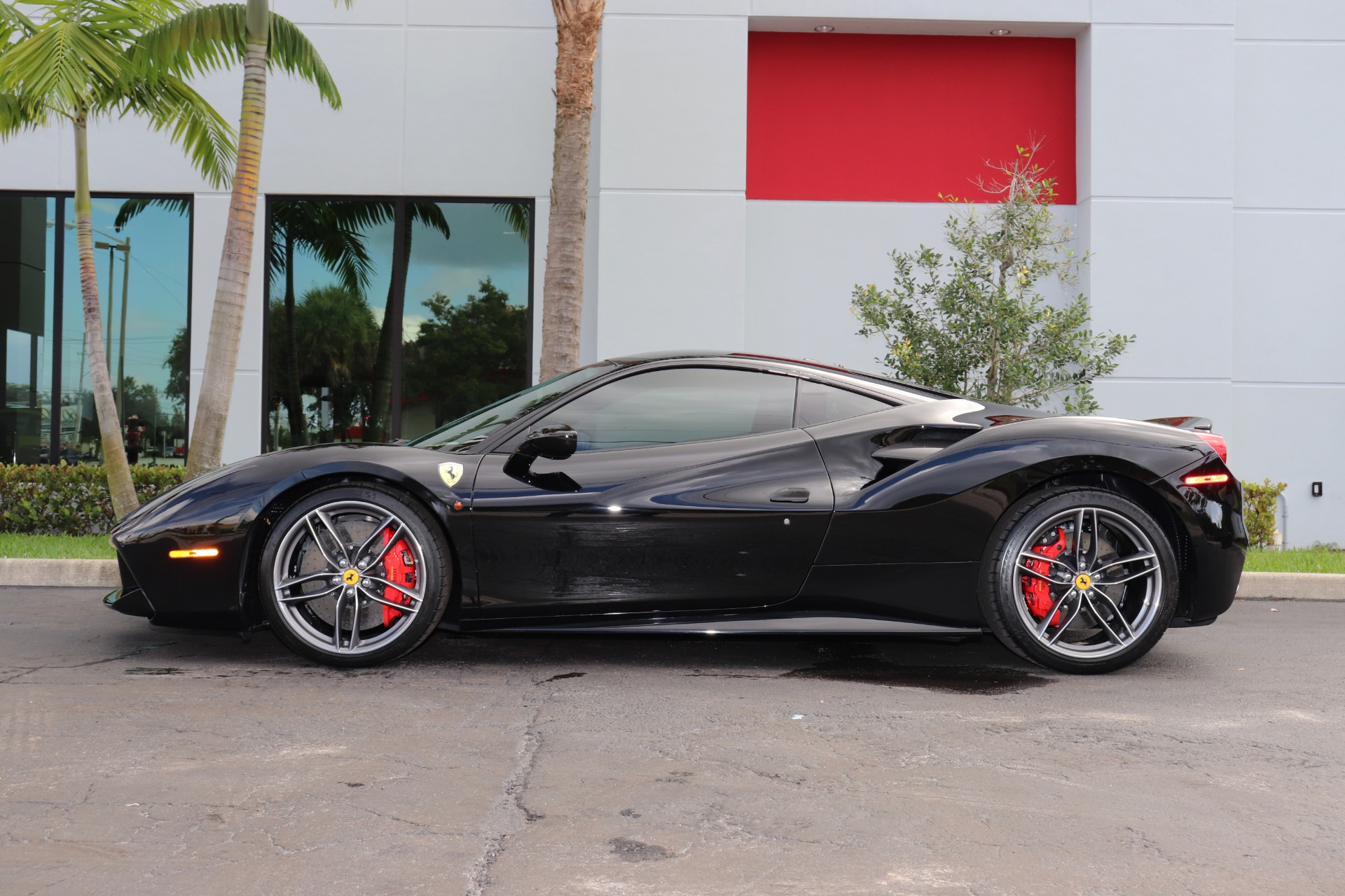 Used-2018-Ferrari-488-GTB