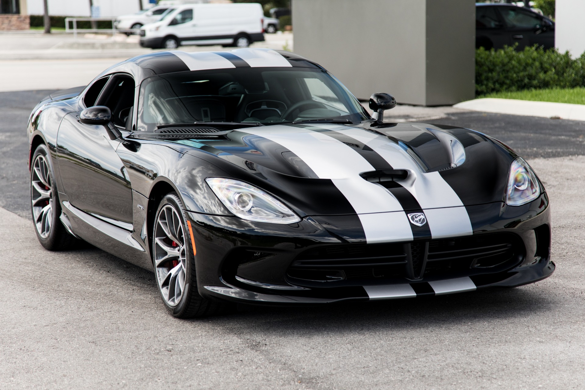 Used-2014-Dodge-SRT-Viper-GTS