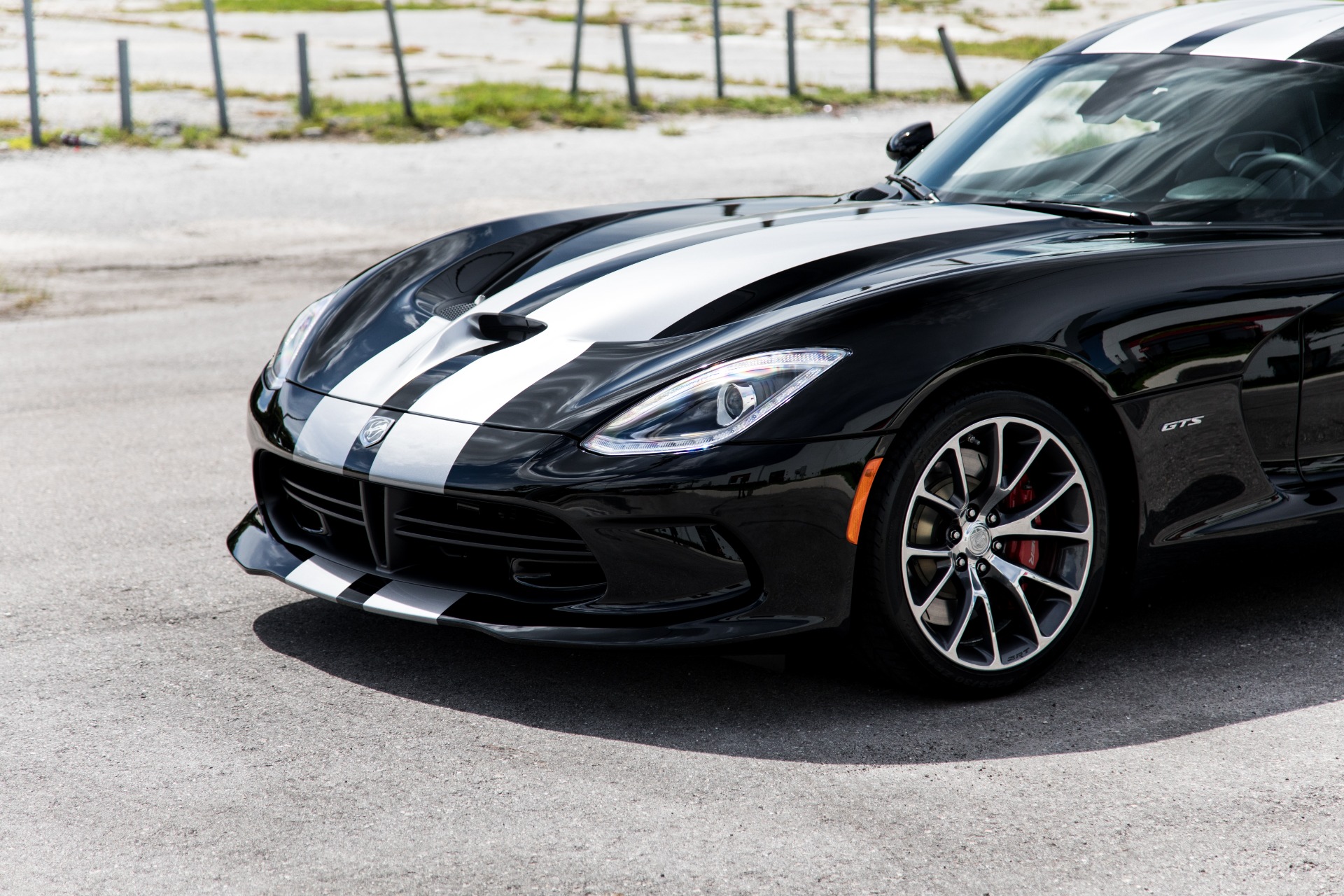 Used-2014-Dodge-SRT-Viper-GTS